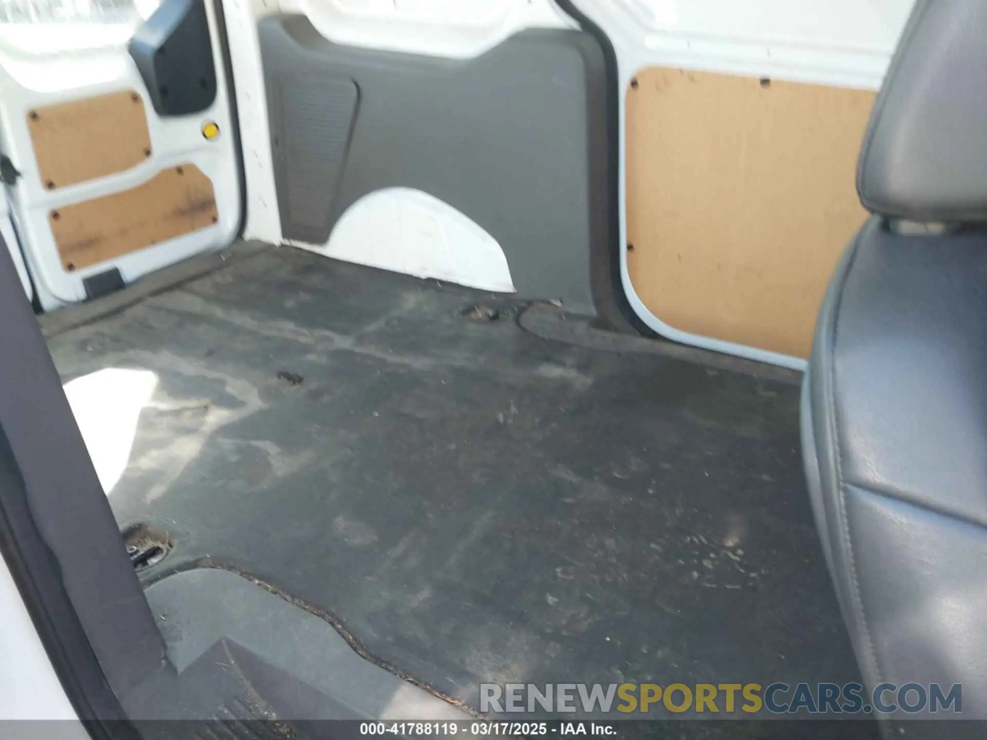 8 Photograph of a damaged car NM0LS7E20L1473029 FORD TRANSIT CONNECT 2020