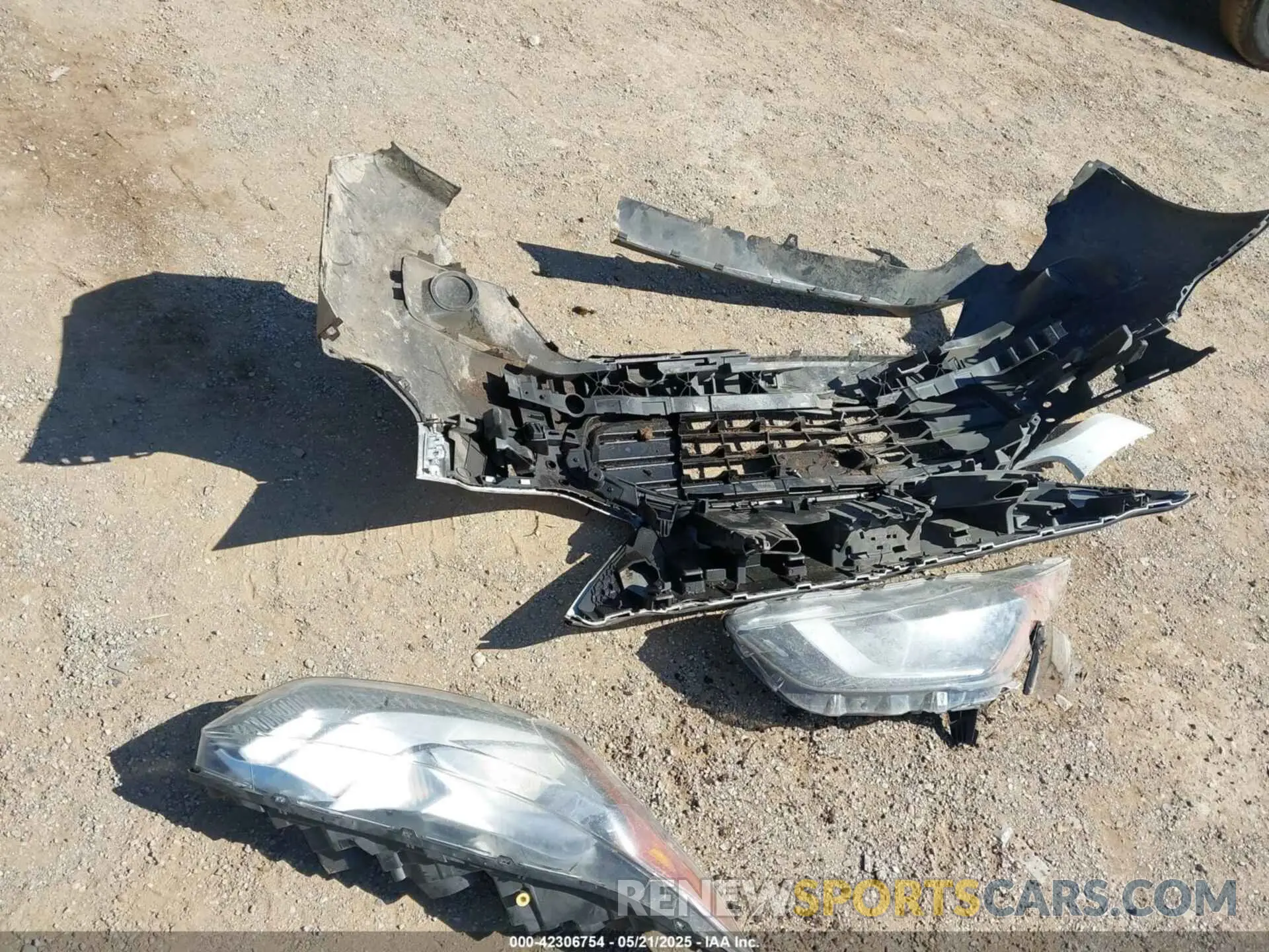12 Фотография поврежденного автомобиля NM0LS7E21L1466767 FORD TRANSIT CONNECT 2020