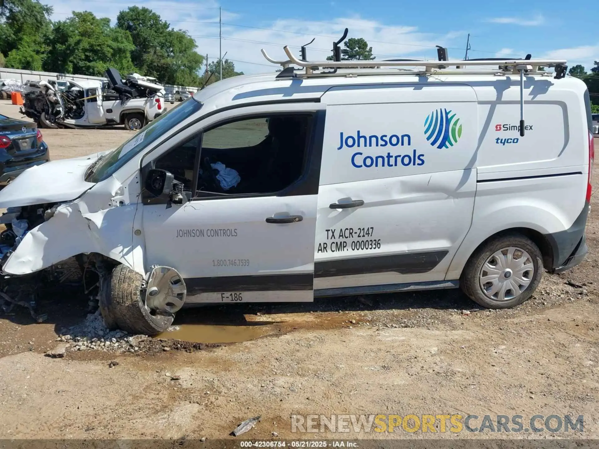 15 Фотография поврежденного автомобиля NM0LS7E21L1466767 FORD TRANSIT CONNECT 2020