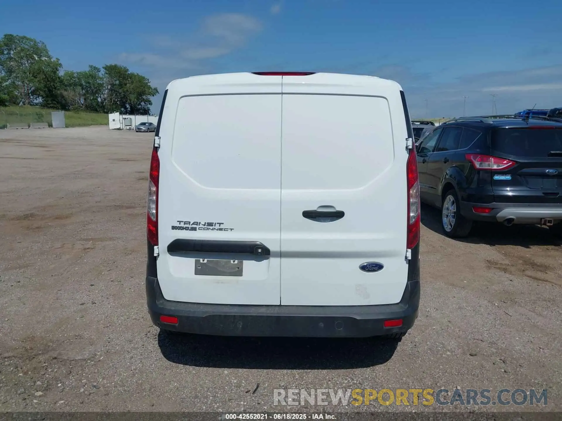 17 Photograph of a damaged car NM0LS7E21L1482726 FORD TRANSIT CONNECT 2020