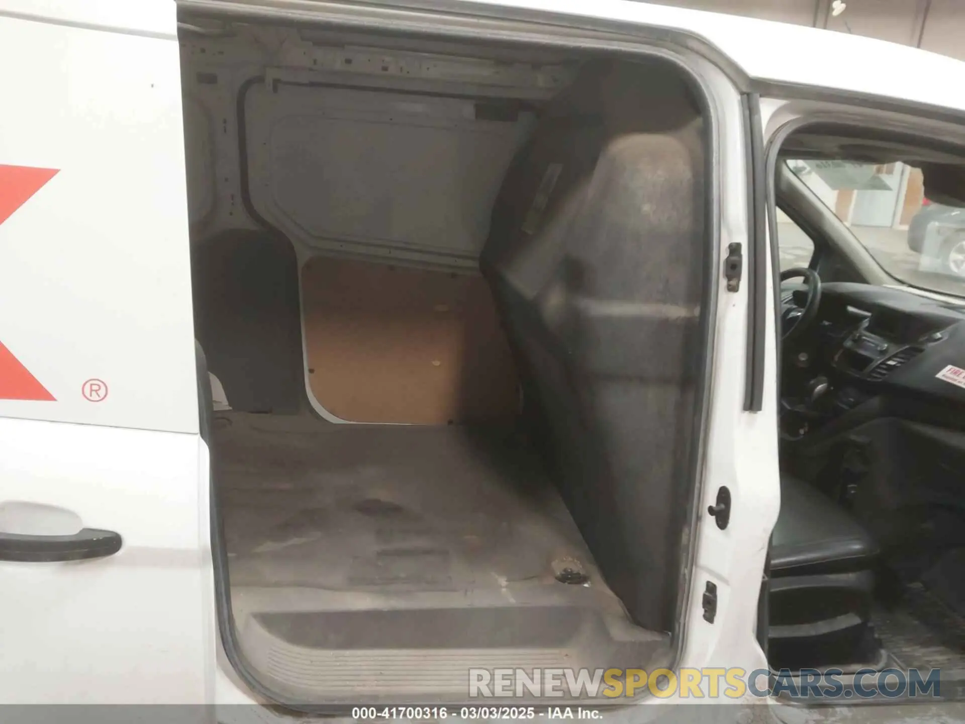 8 Фотография поврежденного автомобиля NM0LS7E22L1437939 FORD TRANSIT CONNECT 2020