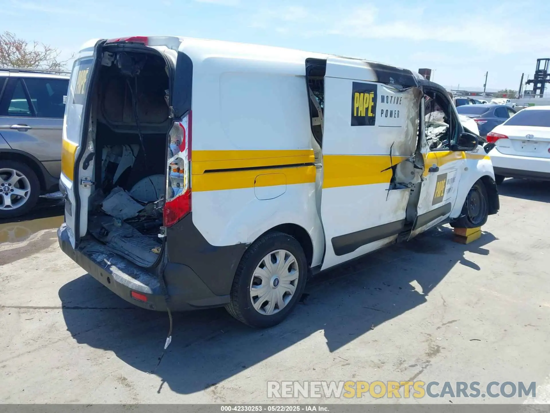 4 Photograph of a damaged car NM0LS7E23L1446911 FORD TRANSIT CONNECT 2020