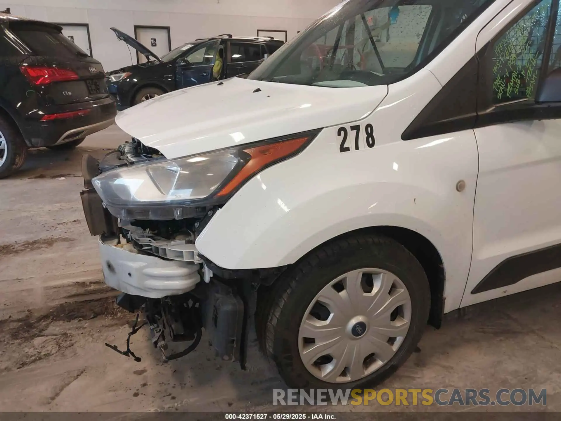 12 Фотография поврежденного автомобиля NM0LS7E76L1462600 FORD TRANSIT CONNECT 2020