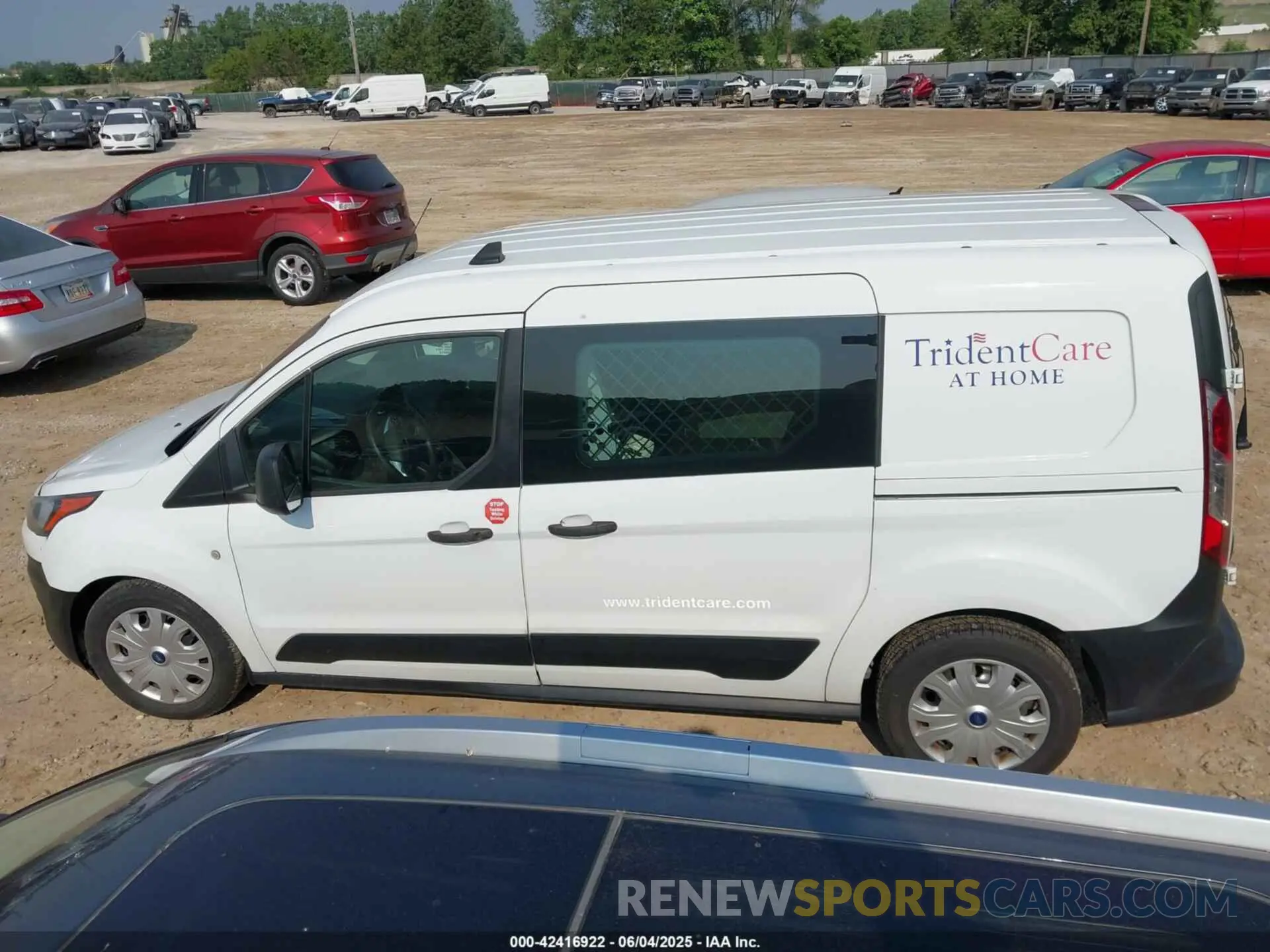 14 Photograph of a damaged car NM0LS7E77L1480605 FORD TRANSIT CONNECT 2020