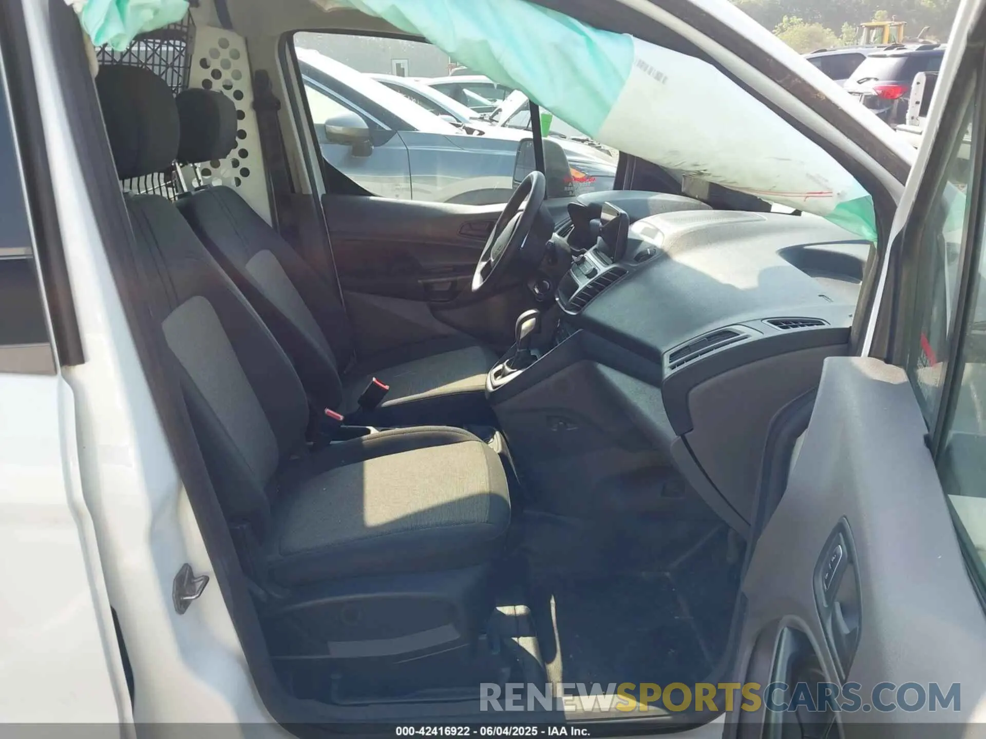 5 Photograph of a damaged car NM0LS7E77L1480605 FORD TRANSIT CONNECT 2020