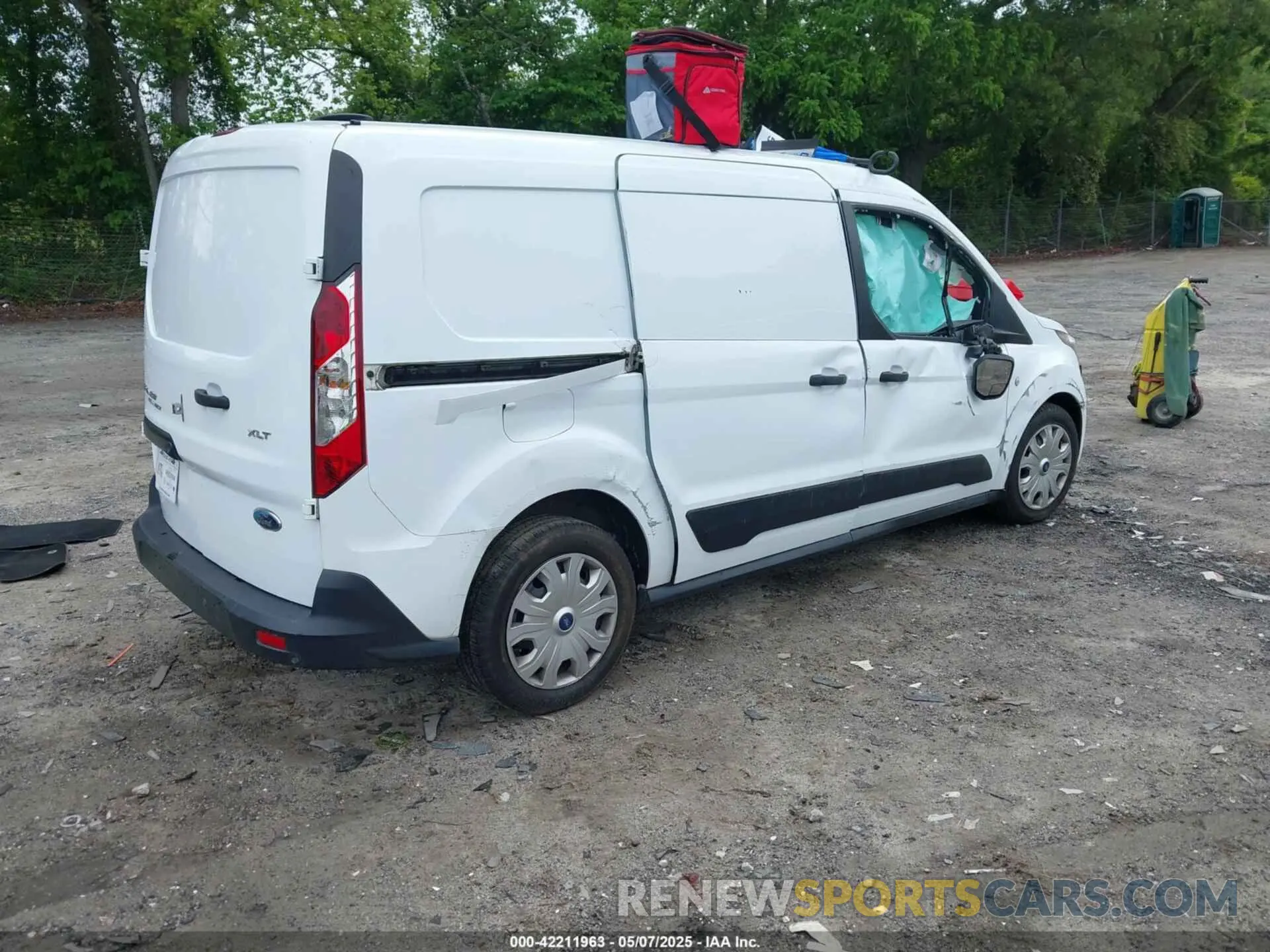 4 Фотография поврежденного автомобиля NM0LS7F72L1444951 FORD TRANSIT CONNECT 2020