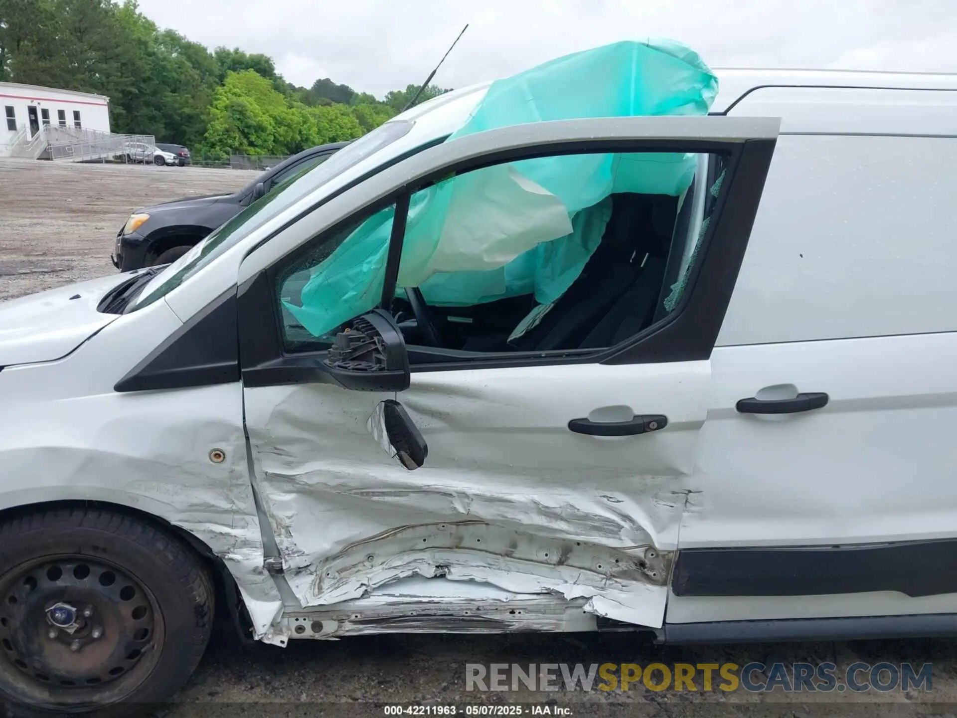 6 Фотография поврежденного автомобиля NM0LS7F72L1444951 FORD TRANSIT CONNECT 2020