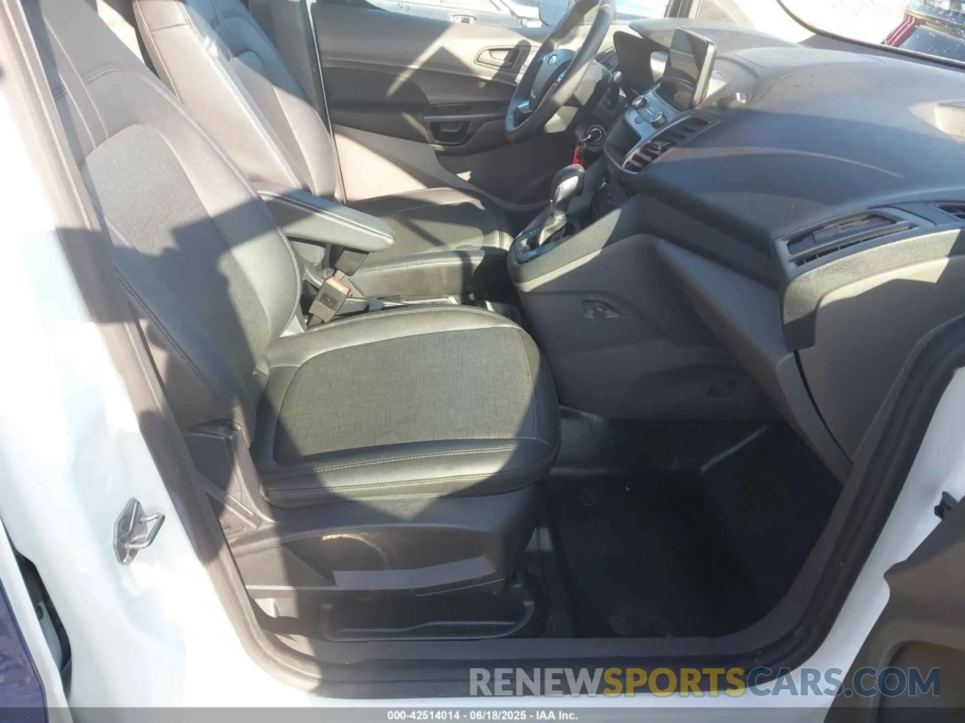 5 Фотография поврежденного автомобиля NM0LS6E27M1488977 FORD TRANSIT CONNECT 2021