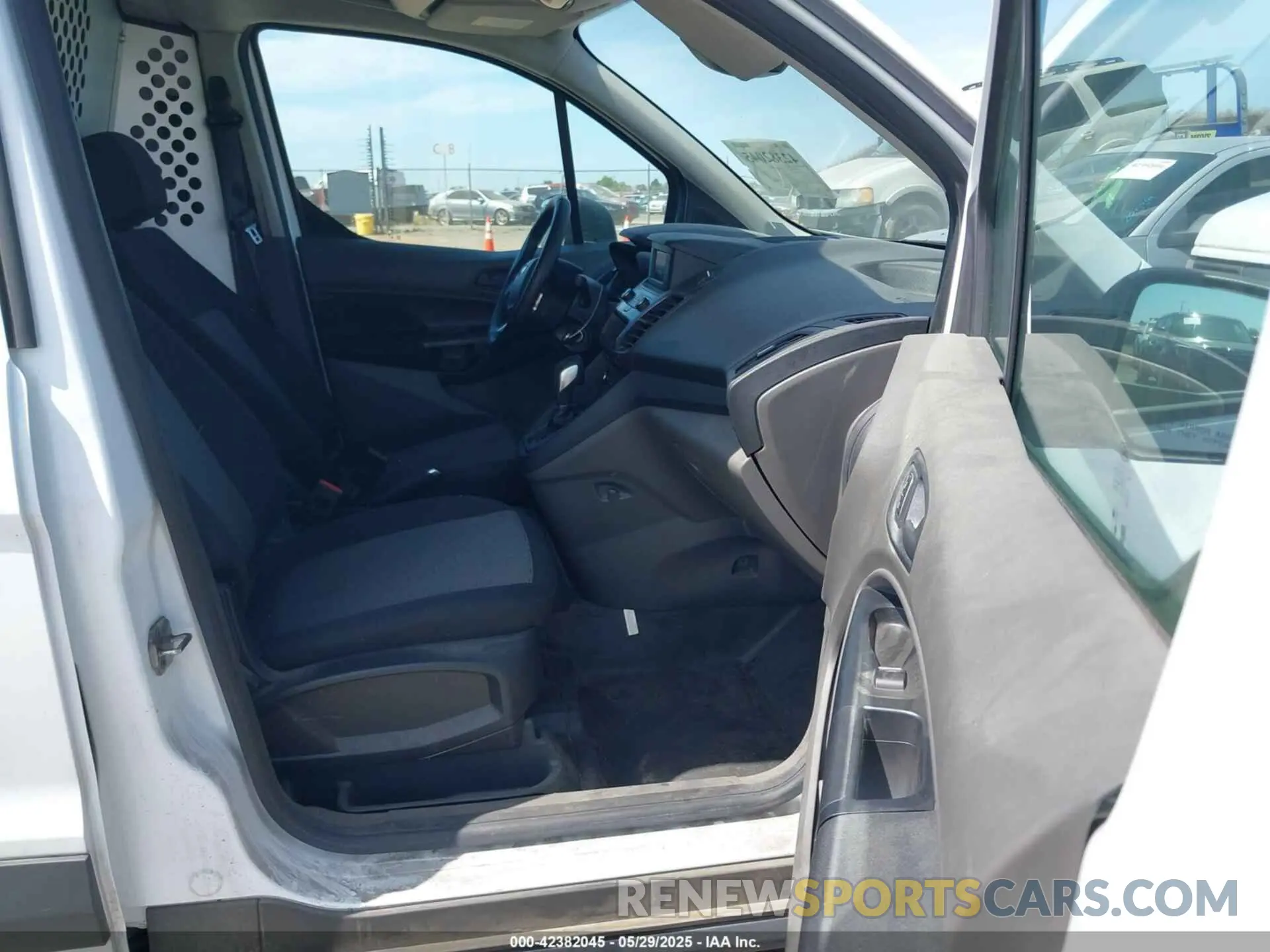 5 Photograph of a damaged car NM0LS7E24M1500959 FORD TRANSIT CONNECT 2021