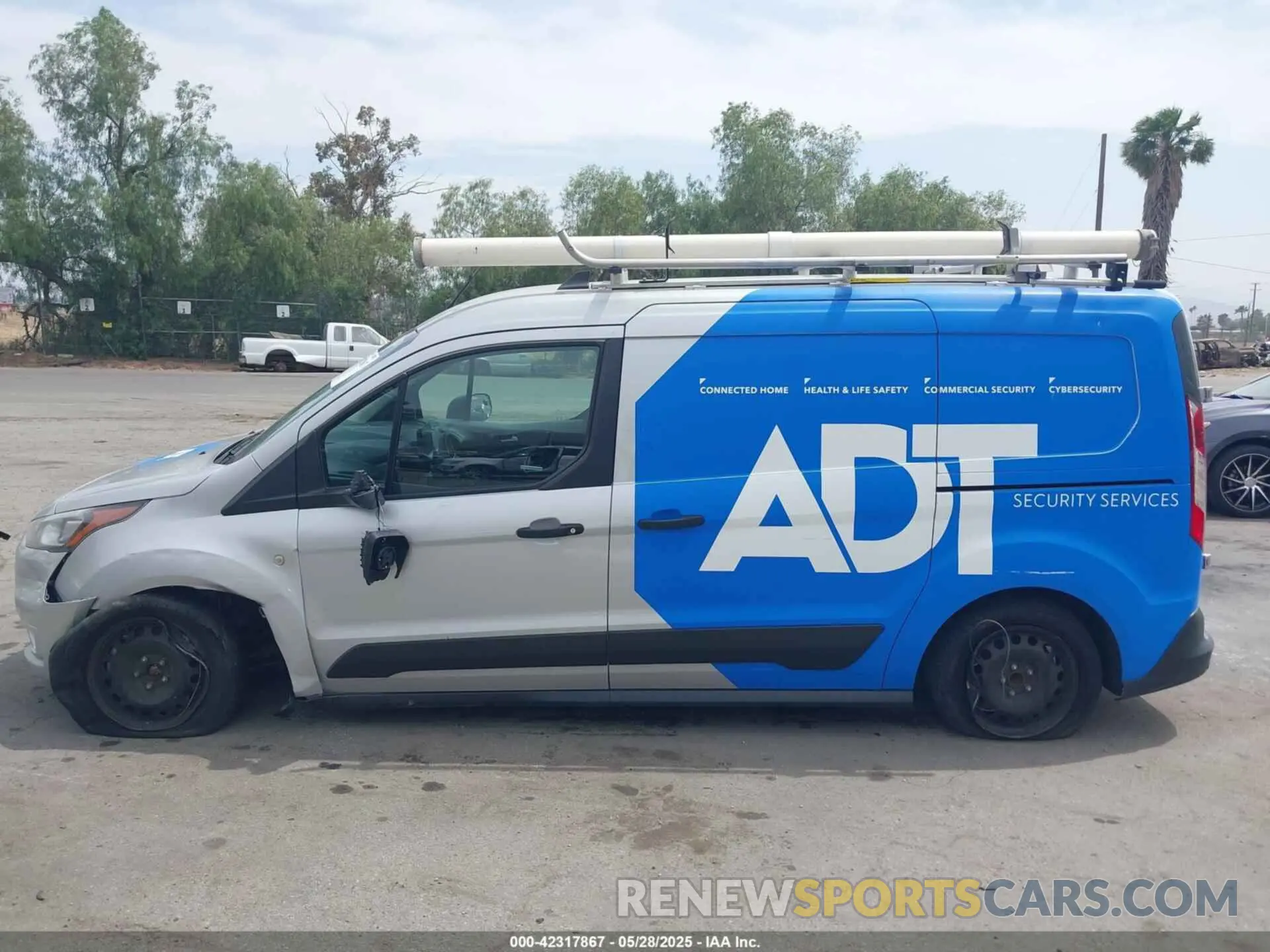 14 Фотография поврежденного автомобиля NM0LS7F26M1502372 FORD TRANSIT CONNECT 2021