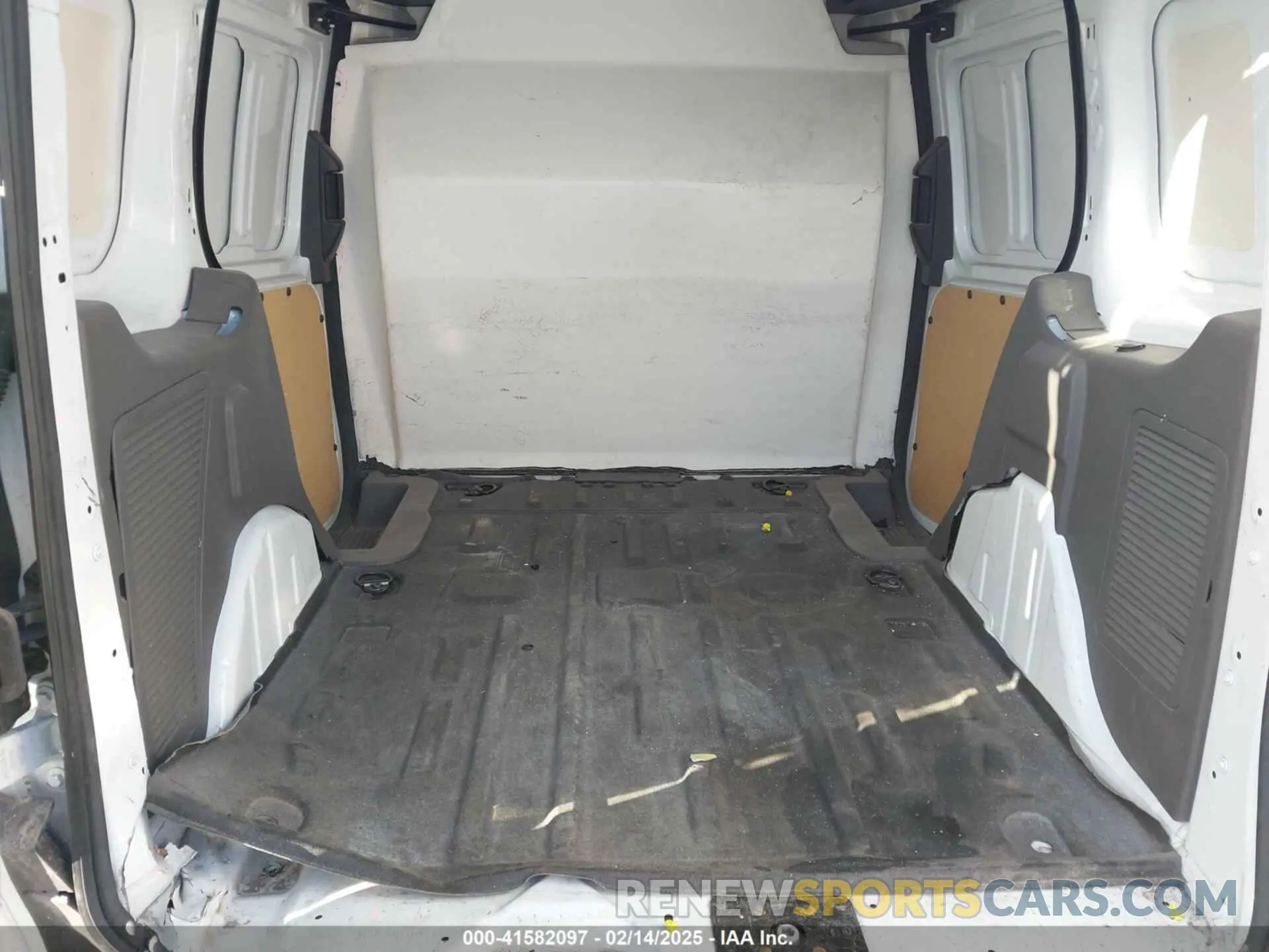 8 Photograph of a damaged car NM0LS6S25N1521237 FORD TRANSIT CONNECT 2022