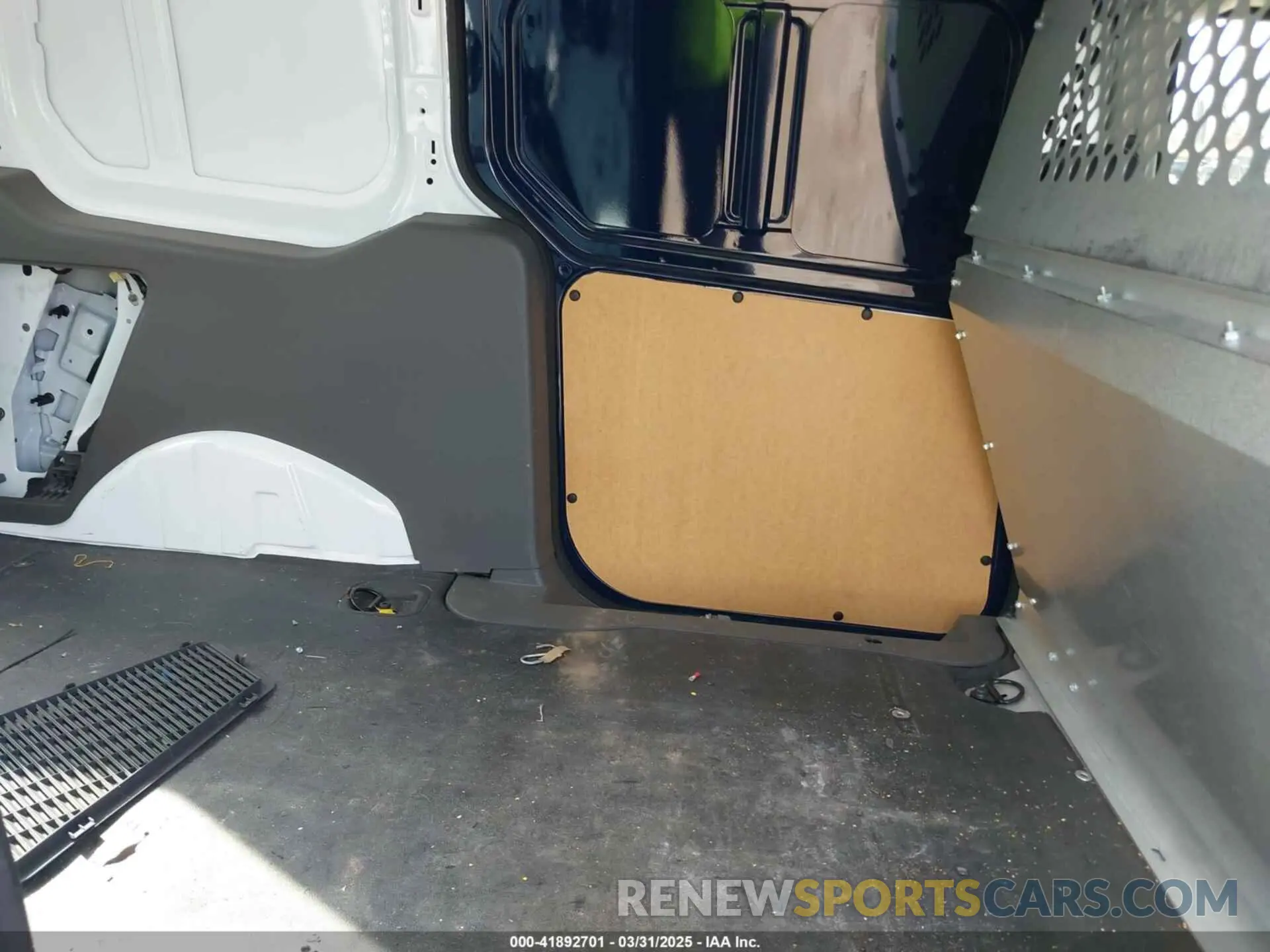 8 Фотография поврежденного автомобиля NM0LS7S2XN1530571 FORD TRANSIT CONNECT 2022