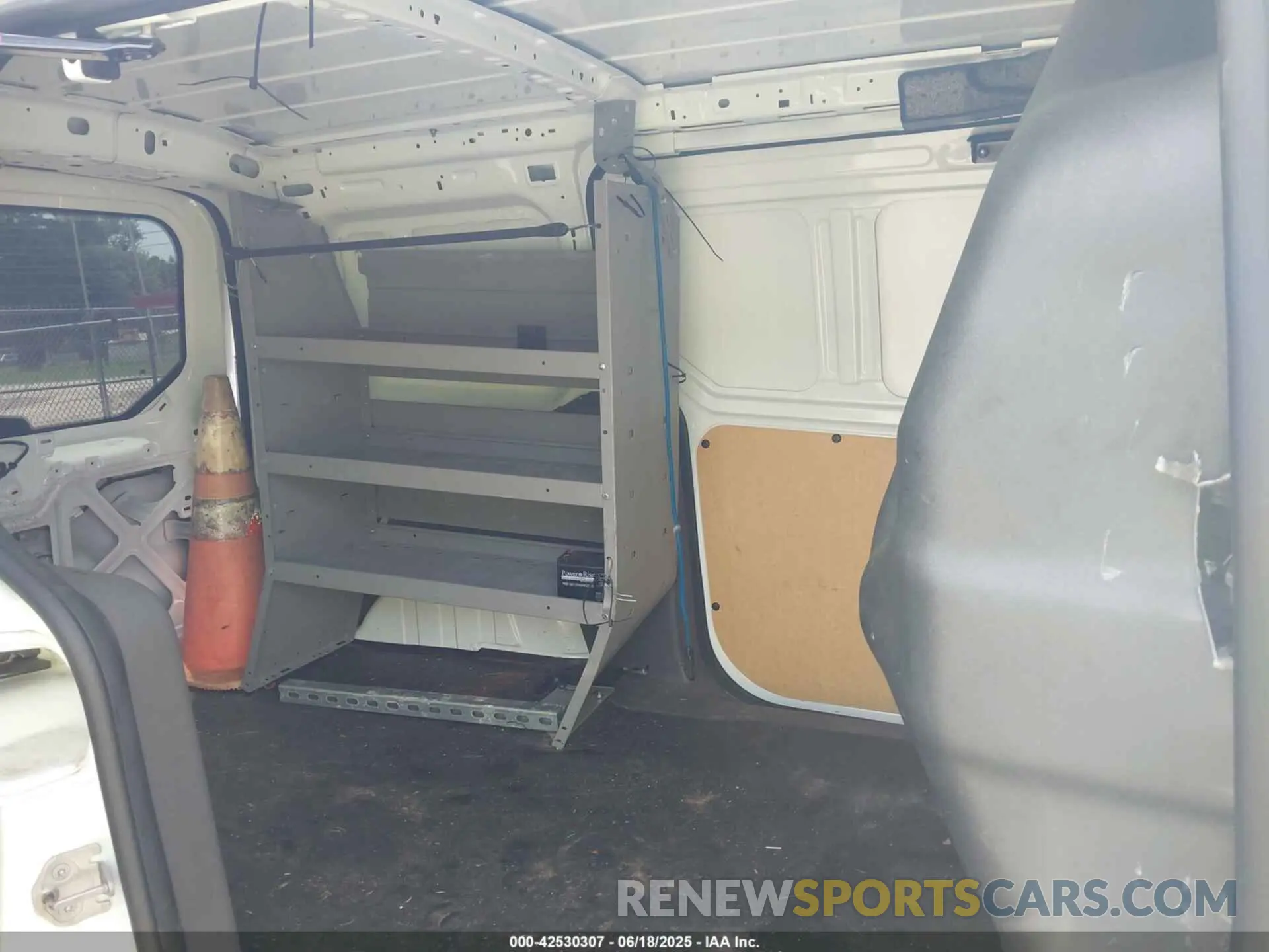 8 Photograph of a damaged car NM0LE7S27P1569645 FORD TRANSIT CONNECT 2023