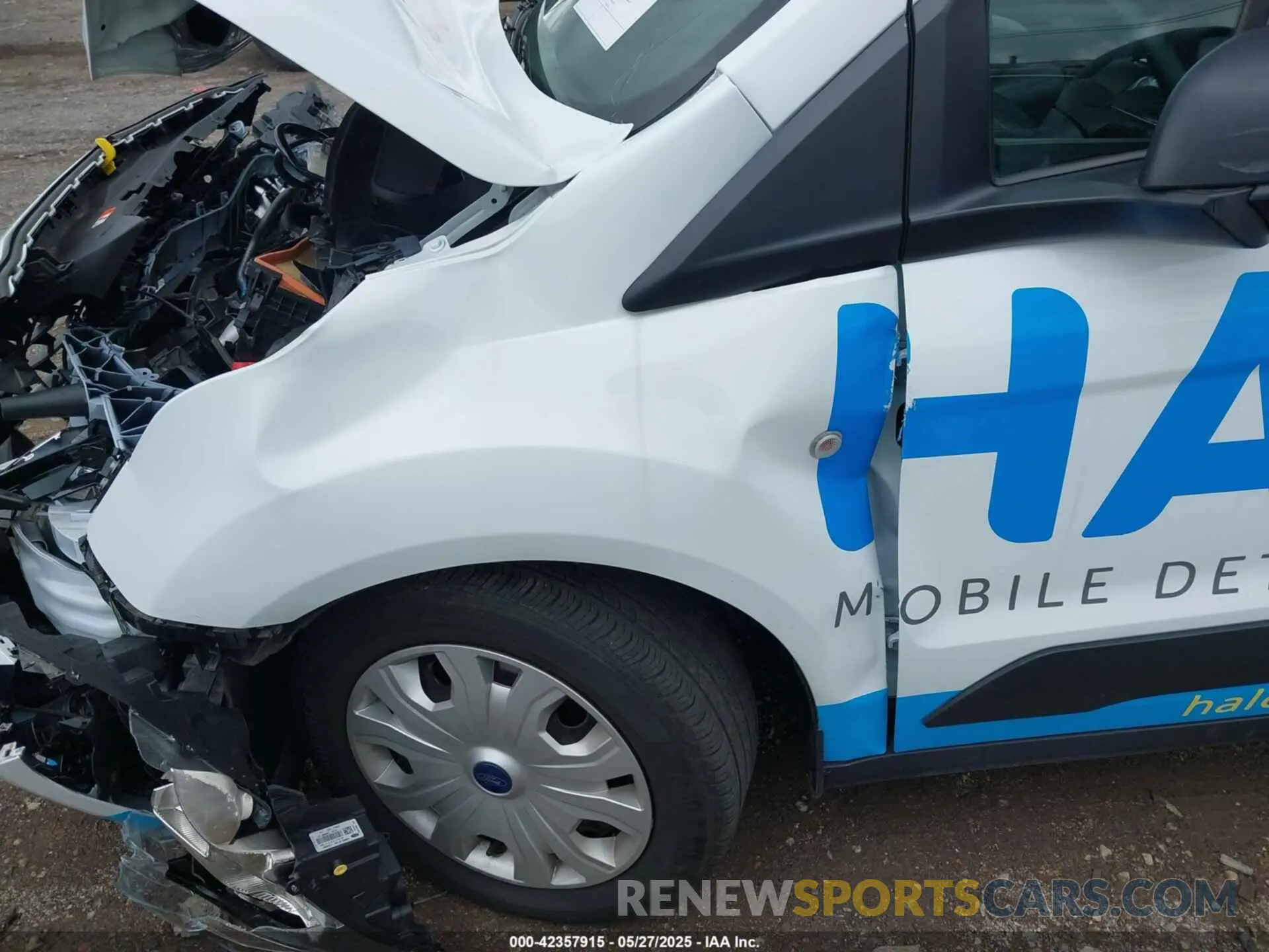 17 Photograph of a damaged car NM0LS6T23P1566968 FORD TRANSIT CONNECT 2023