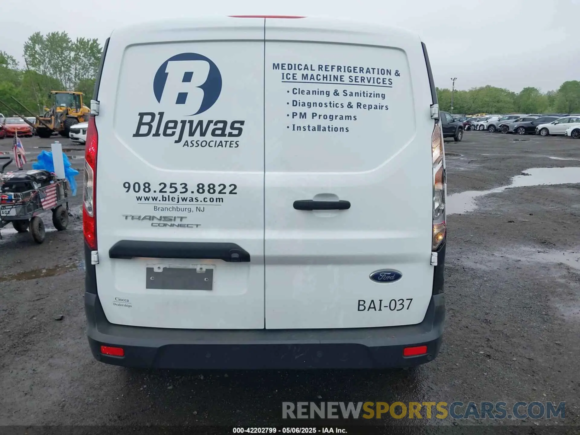 16 Photograph of a damaged car NM0LS7S26P1565868 FORD TRANSIT CONNECT 2023