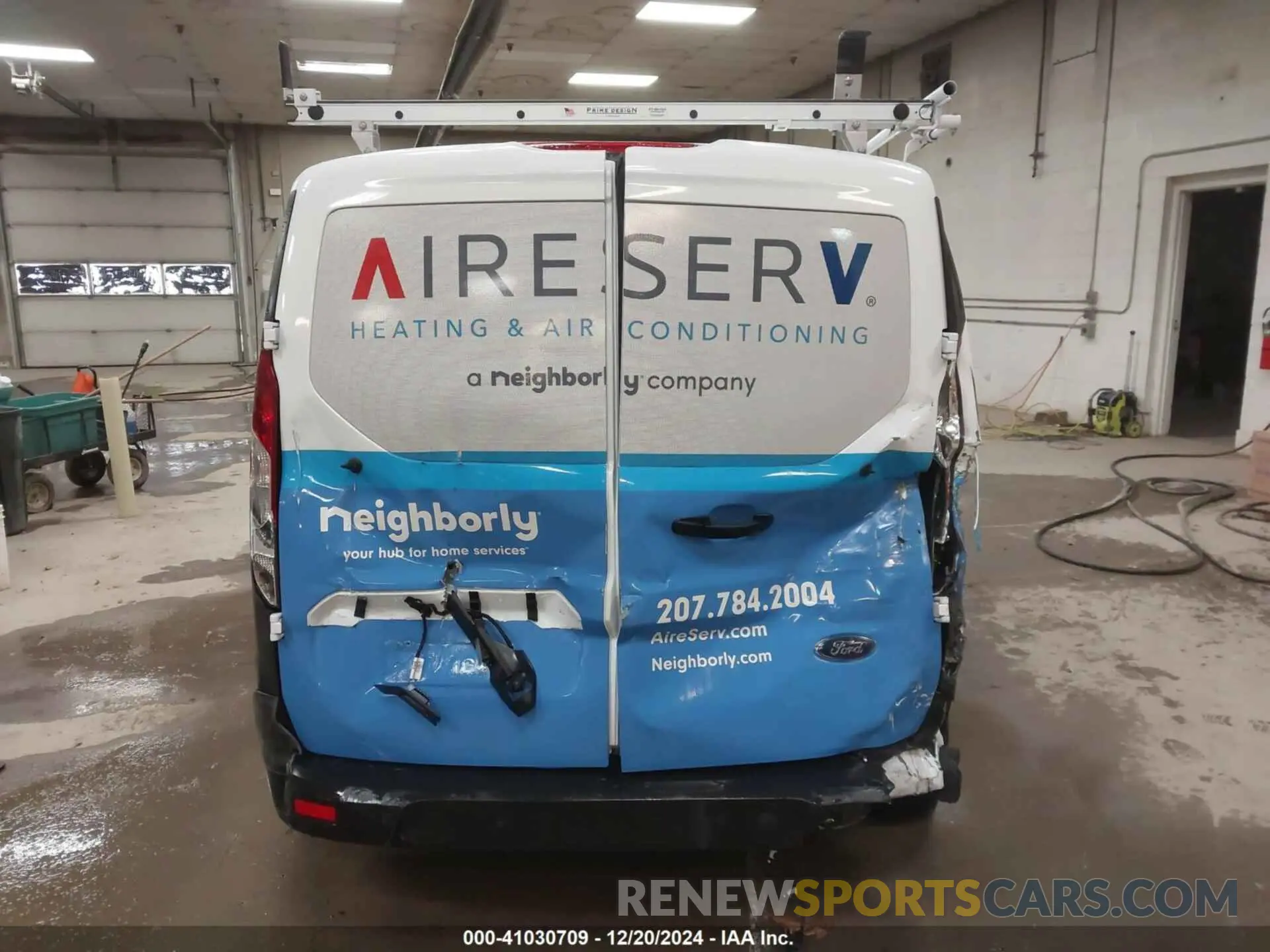17 Photograph of a damaged car NM0LS7S28P1572305 FORD TRANSIT CONNECT 2023