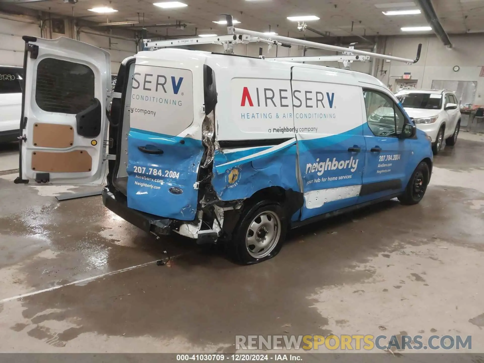 4 Photograph of a damaged car NM0LS7S28P1572305 FORD TRANSIT CONNECT 2023