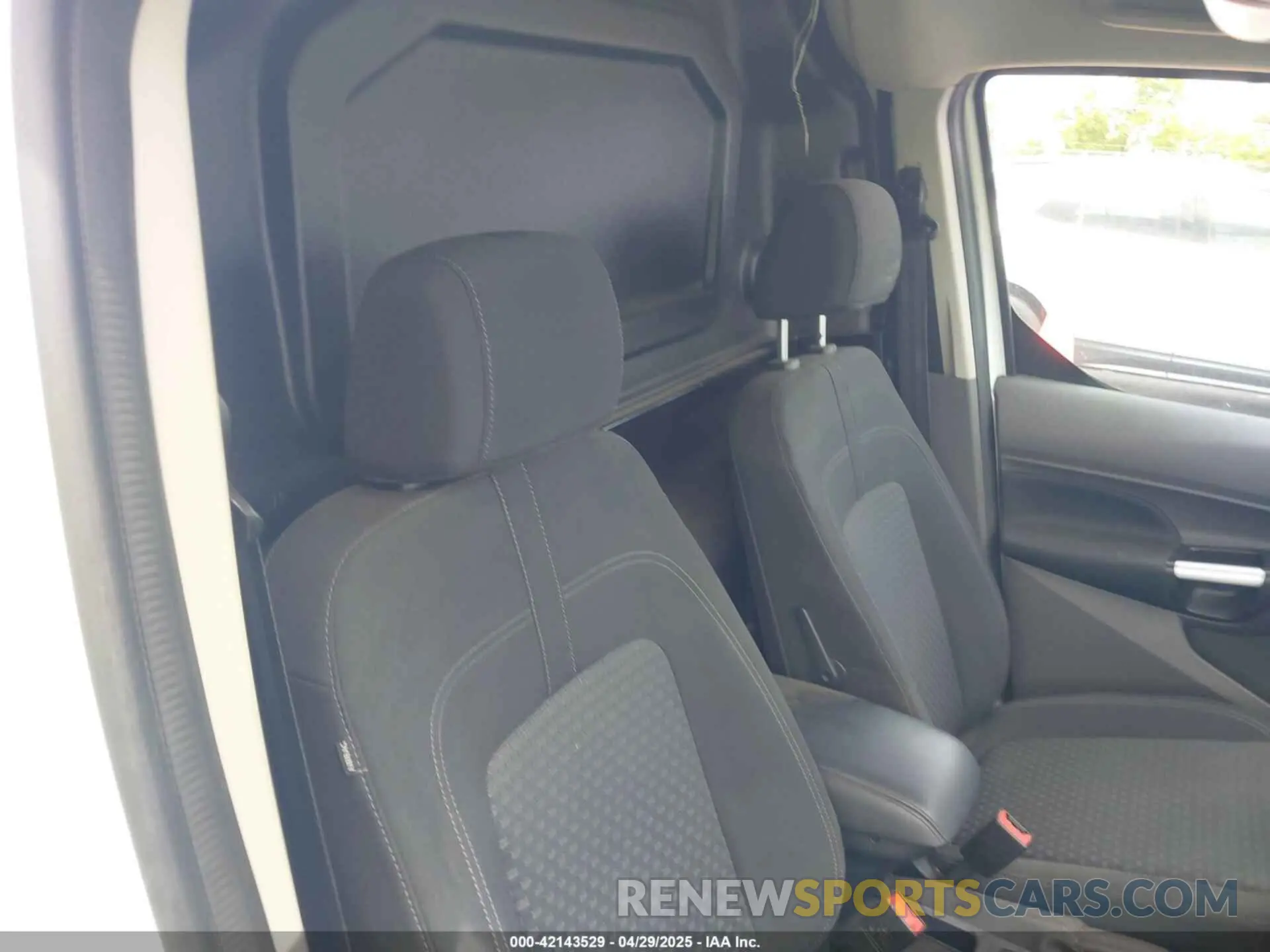 8 Photograph of a damaged car NM0LS7T28P1558919 FORD TRANSIT CONNECT 2023