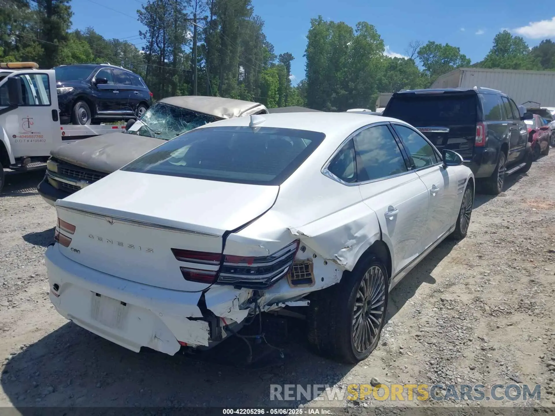 4 Photograph of a damaged car KMTGE4S15PU007107 GENESIS ELECTRIFIED G80 2023