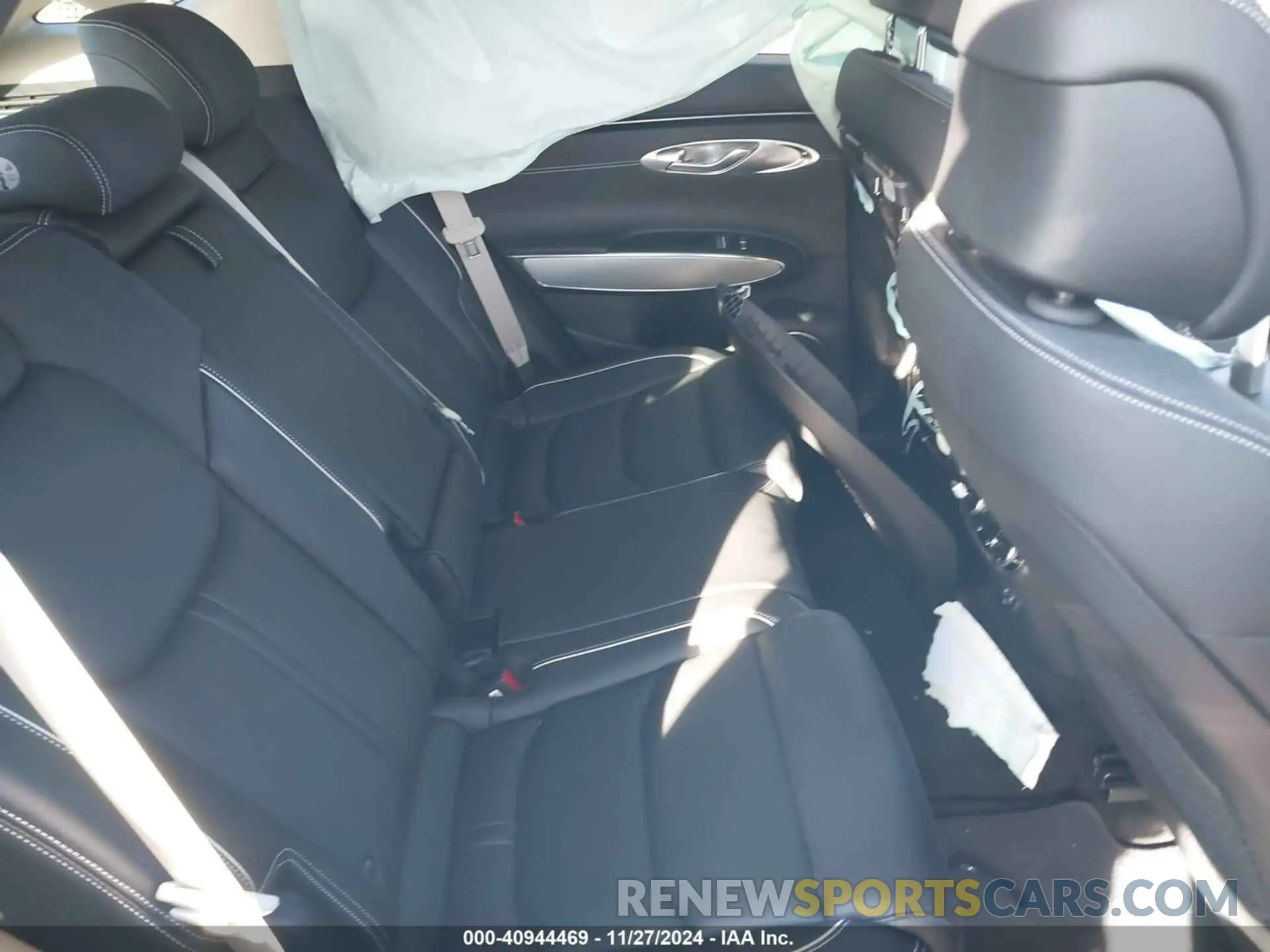 8 Фотография поврежденного автомобиля 5NMMCET10RH003701 GENESIS ELECTRIFIED GV70 2024