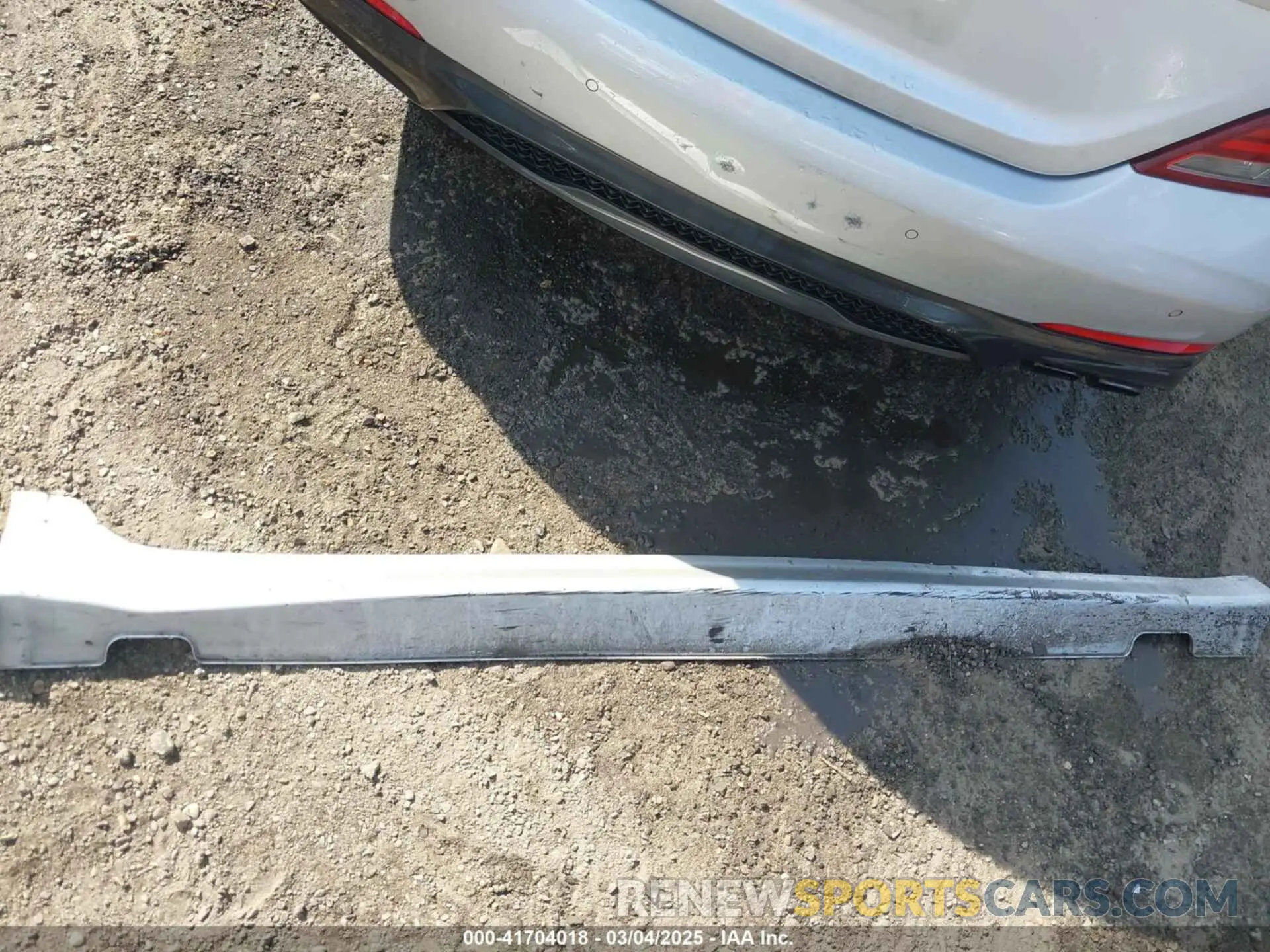 12 Photograph of a damaged car KMTG34LA5KU026611 GENESIS G70 2019