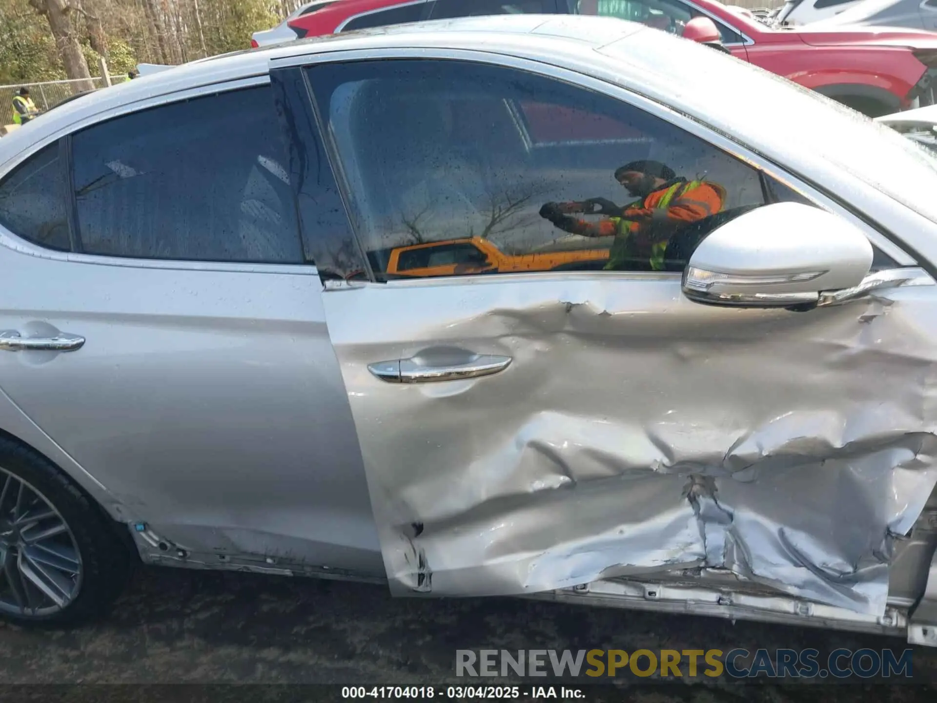 14 Photograph of a damaged car KMTG34LA5KU026611 GENESIS G70 2019