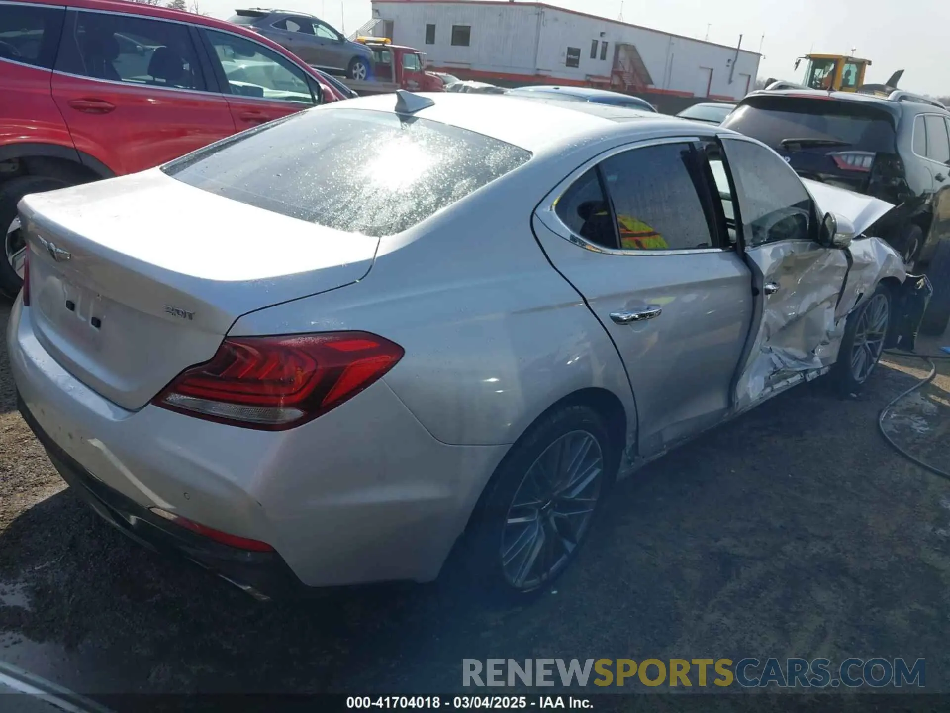 4 Photograph of a damaged car KMTG34LA5KU026611 GENESIS G70 2019