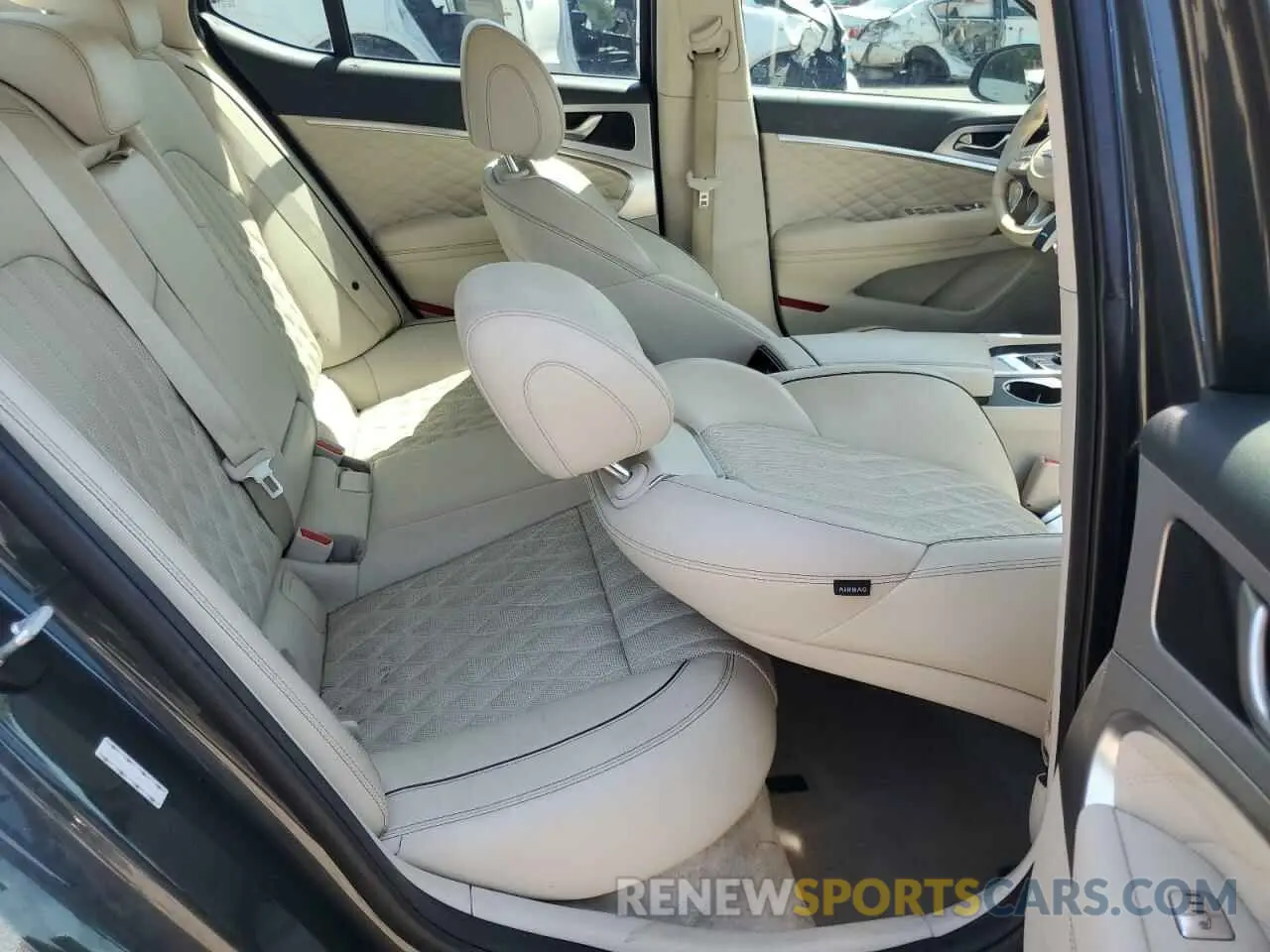 10 Фотография поврежденного автомобиля KMTG34LE1KU012157 GENESIS G70 2019