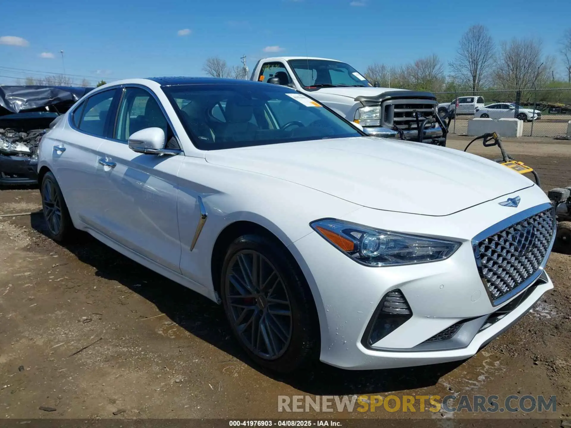 1 Фотография поврежденного автомобиля KMTG34LE2KU030490 GENESIS G70 2019