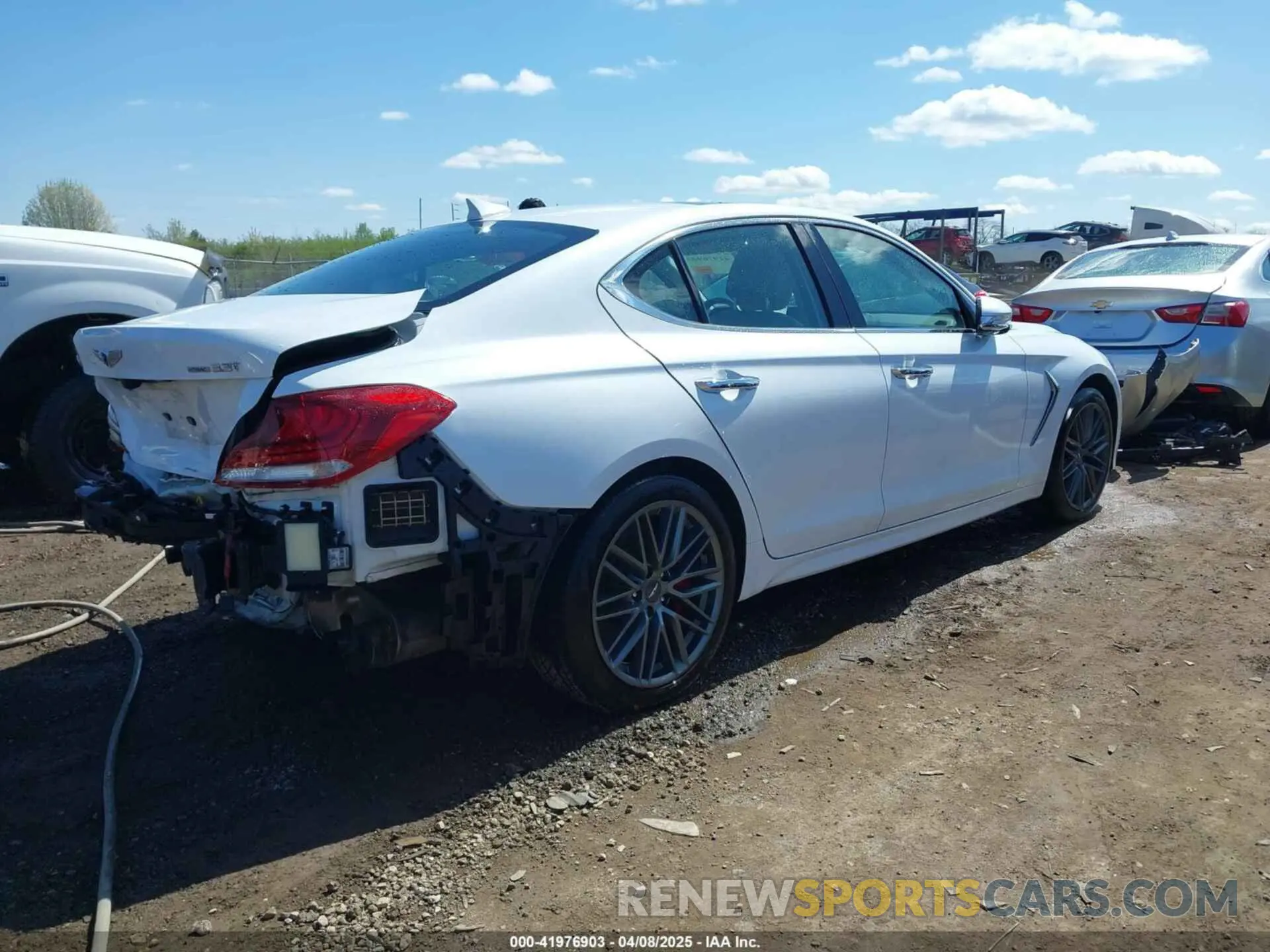 4 Фотография поврежденного автомобиля KMTG34LE2KU030490 GENESIS G70 2019