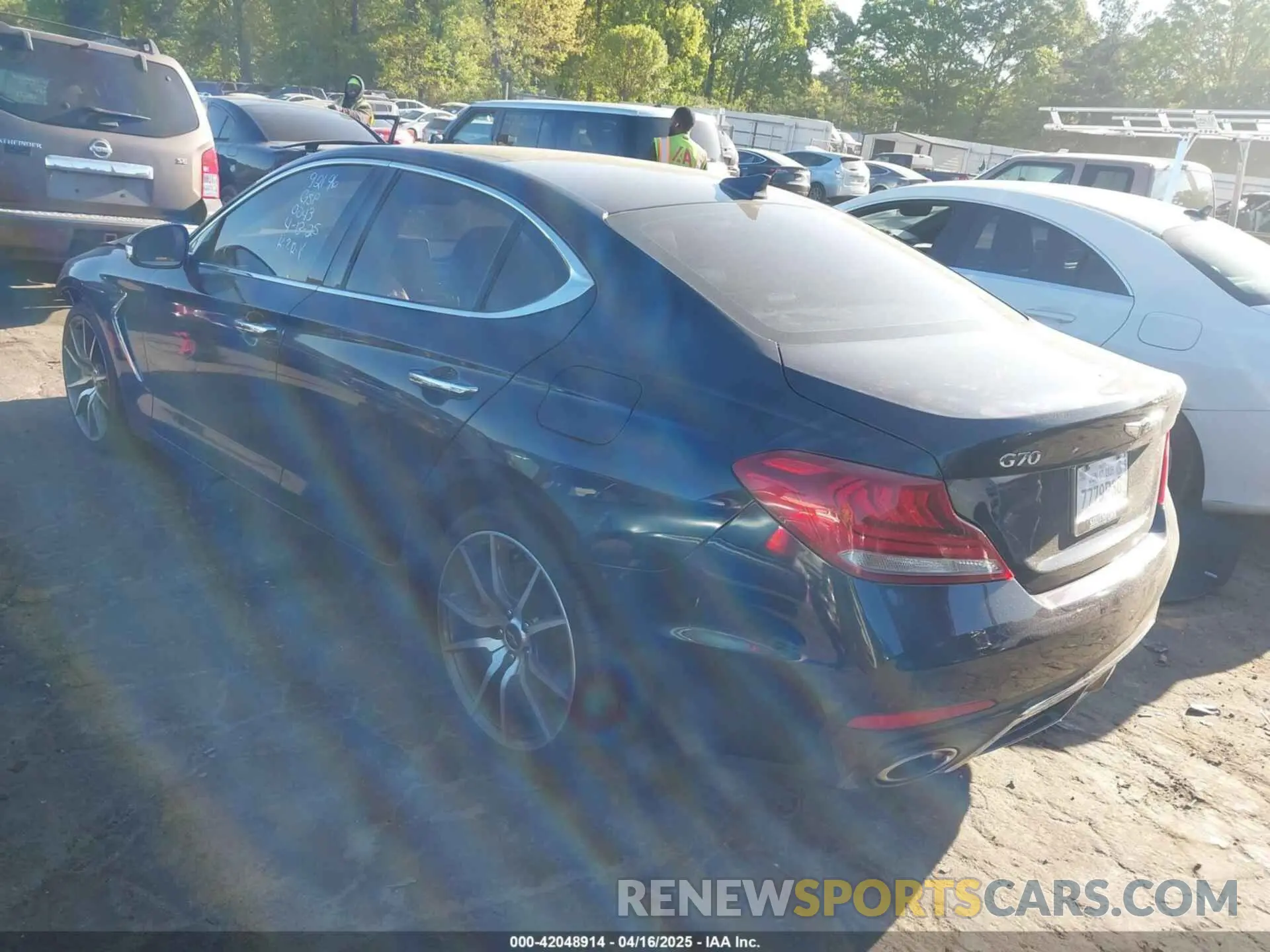 3 Photograph of a damaged car KMTG34LE4KU020043 GENESIS G70 2019