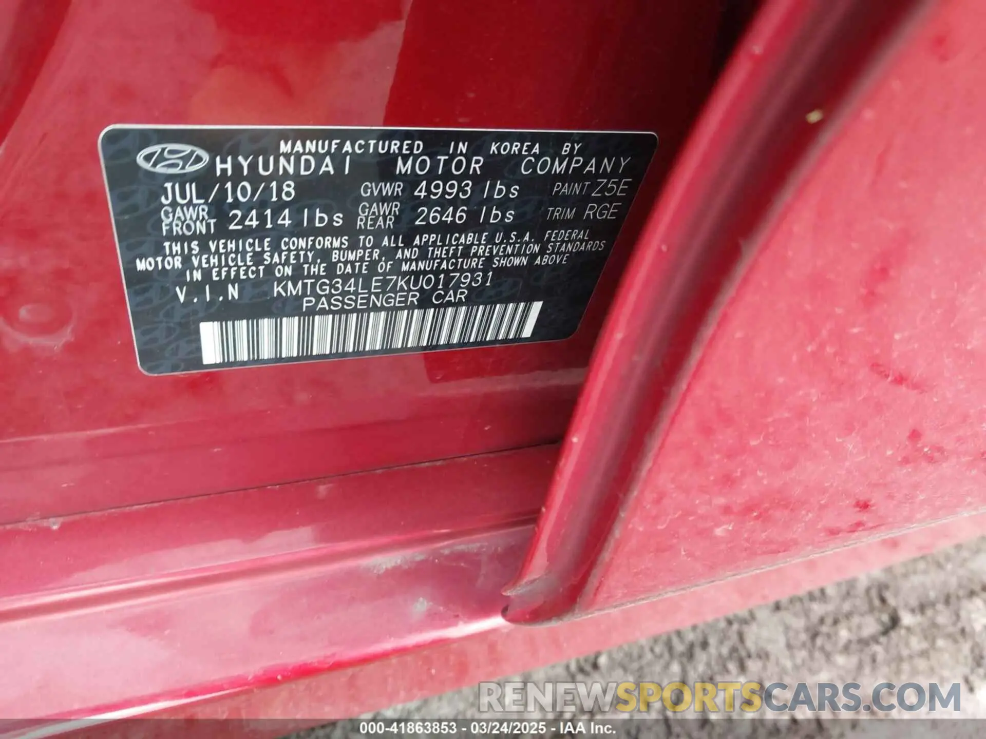 9 Photograph of a damaged car KMTG34LE7KU017931 GENESIS G70 2019