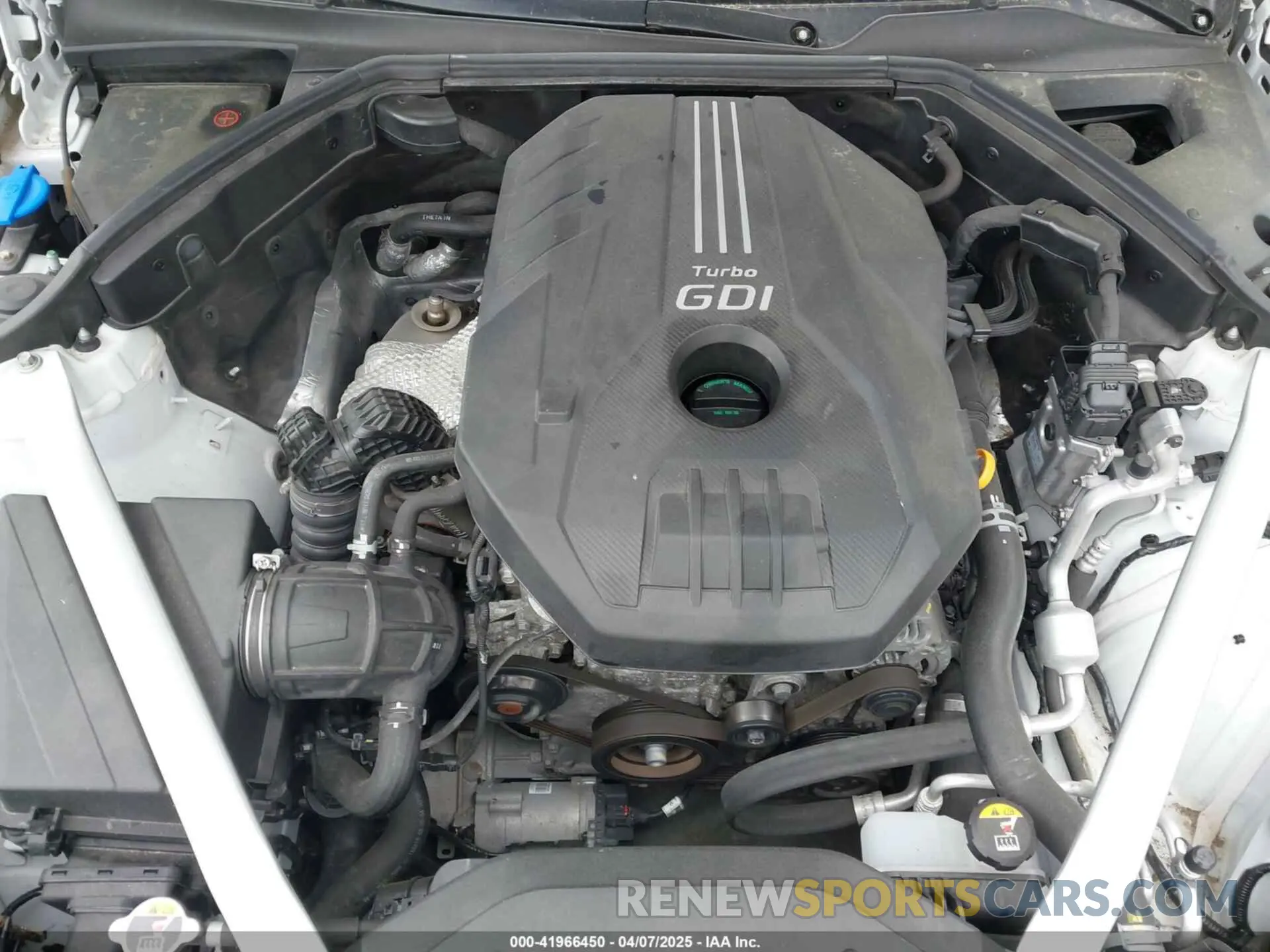 10 Photograph of a damaged car KMTG44LA2KU012727 GENESIS G70 2019