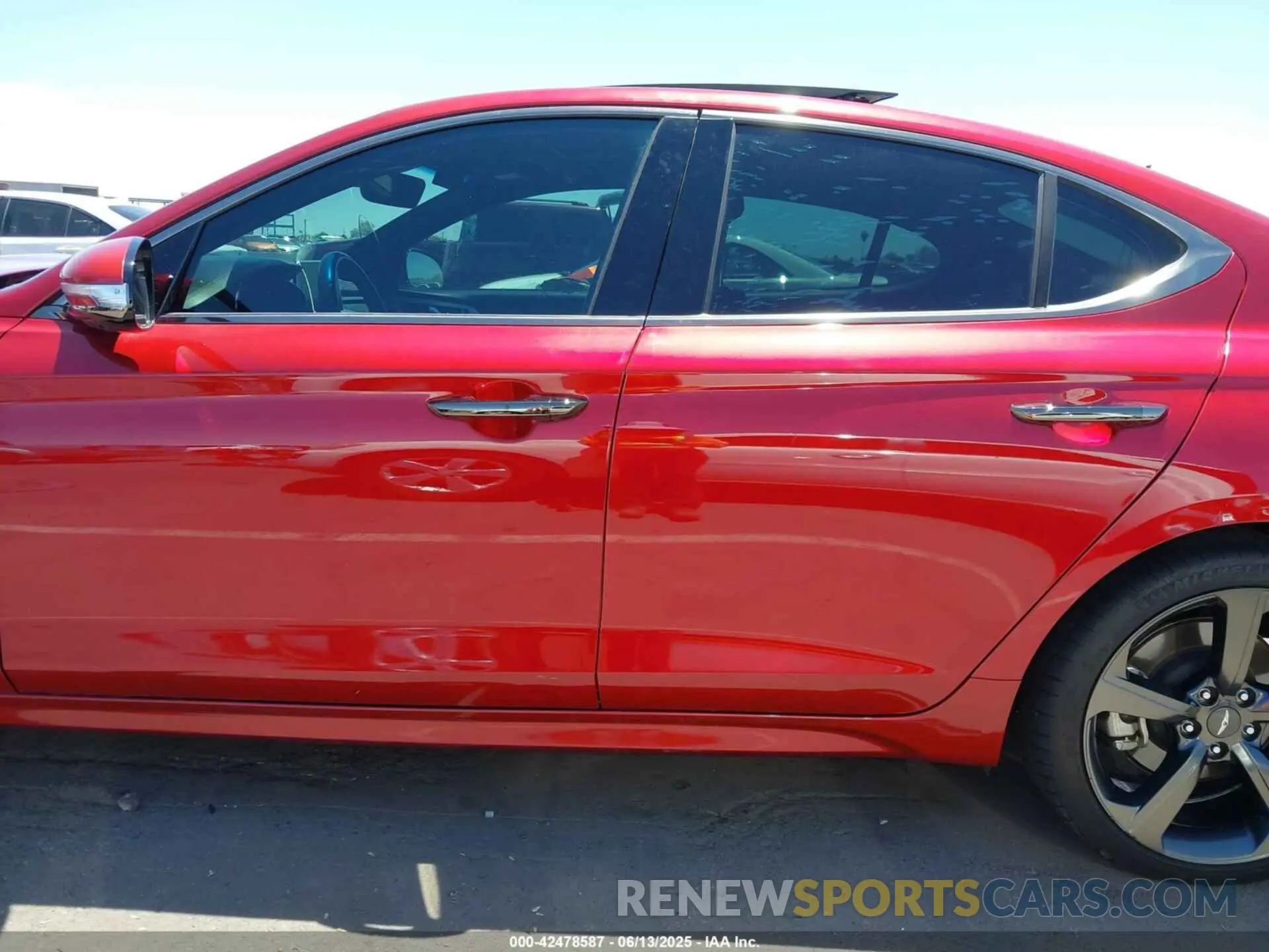 15 Photograph of a damaged car KMTG44LA7KU034108 GENESIS G70 2019