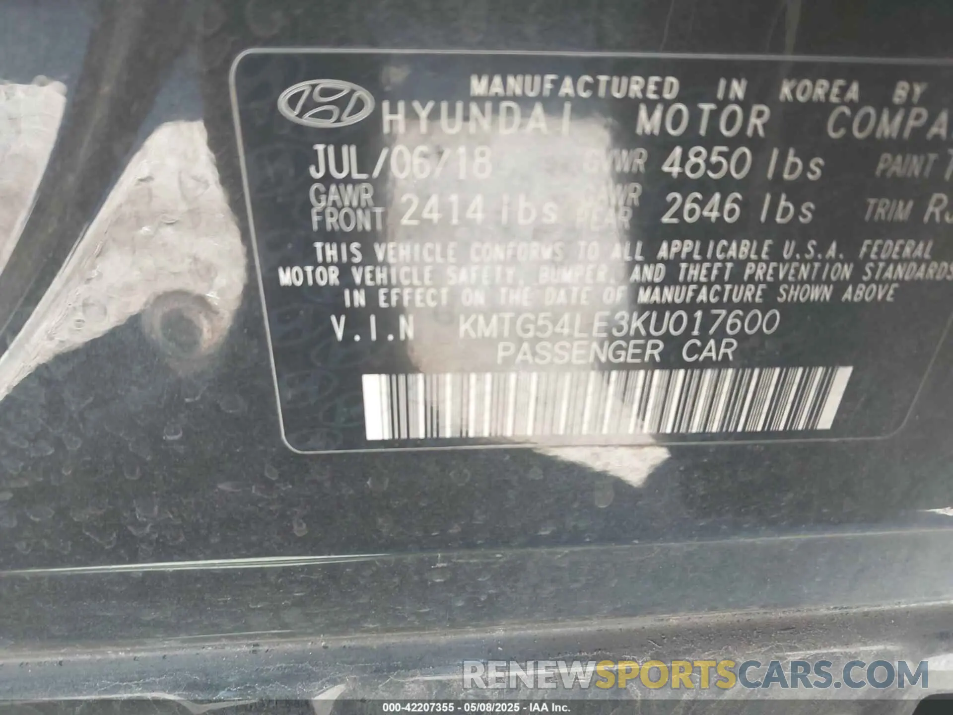 9 Photograph of a damaged car KMTG54LE3KU017600 GENESIS G70 2019