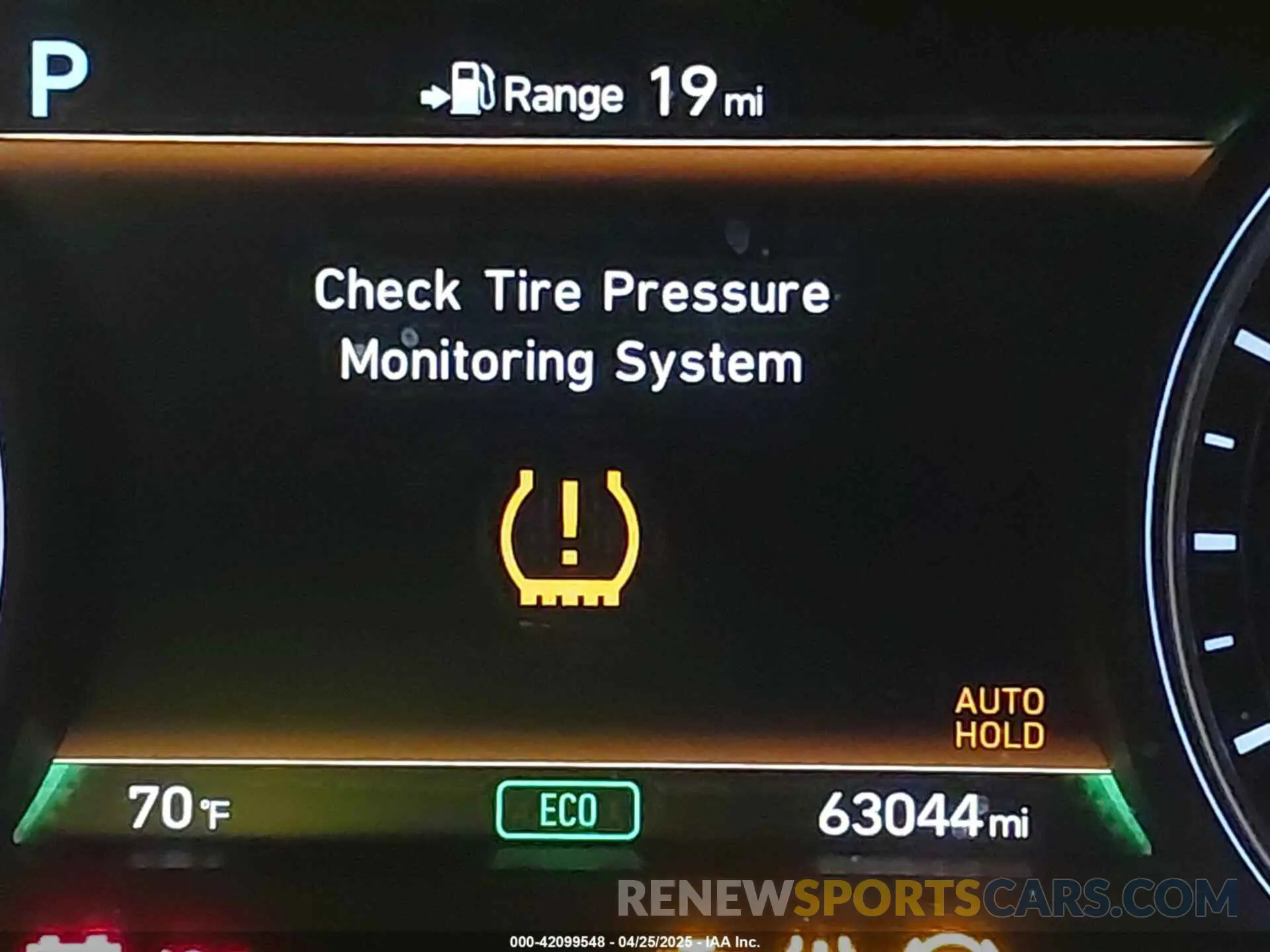 16 Photograph of a damaged car KMTG54LE6KU037582 GENESIS G70 2019