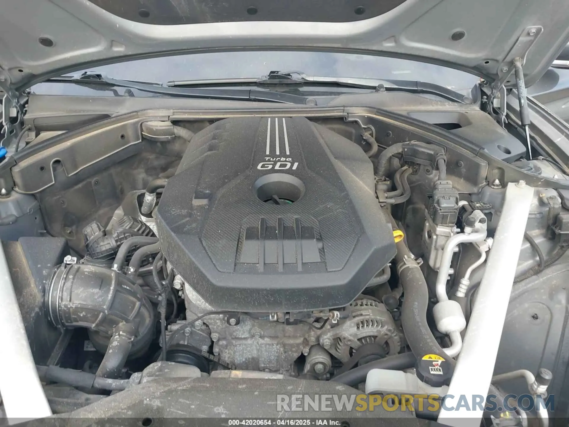 10 Photograph of a damaged car KMTG64LA3KU022905 GENESIS G70 2019