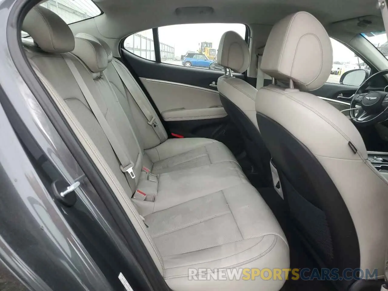 10 Photograph of a damaged car KMTG64LA9KU036260 GENESIS G70 2019