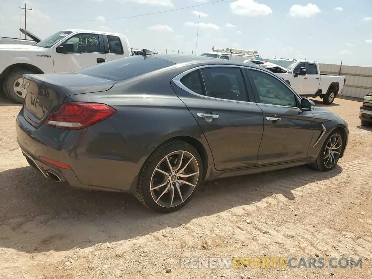 3 Фотография поврежденного автомобиля KMTG74LE1KU031151 GENESIS G70 2019