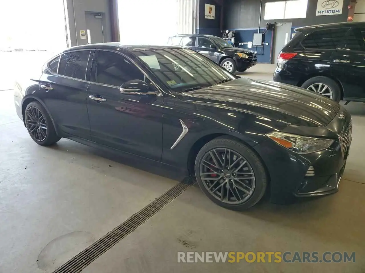 4 Фотография поврежденного автомобиля KMTG74LE6KU013986 GENESIS G70 2019