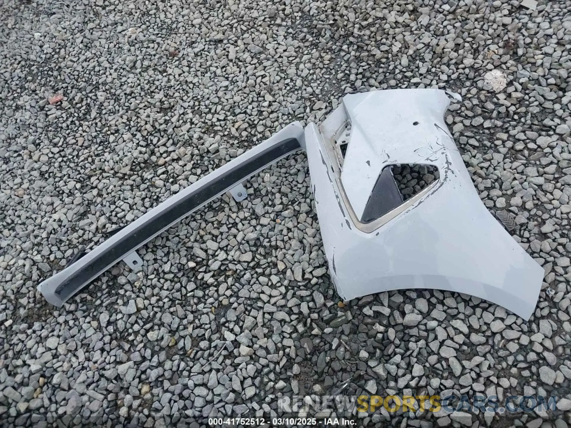 12 Photograph of a damaged car KMTG74LE6KU014118 GENESIS G70 2019