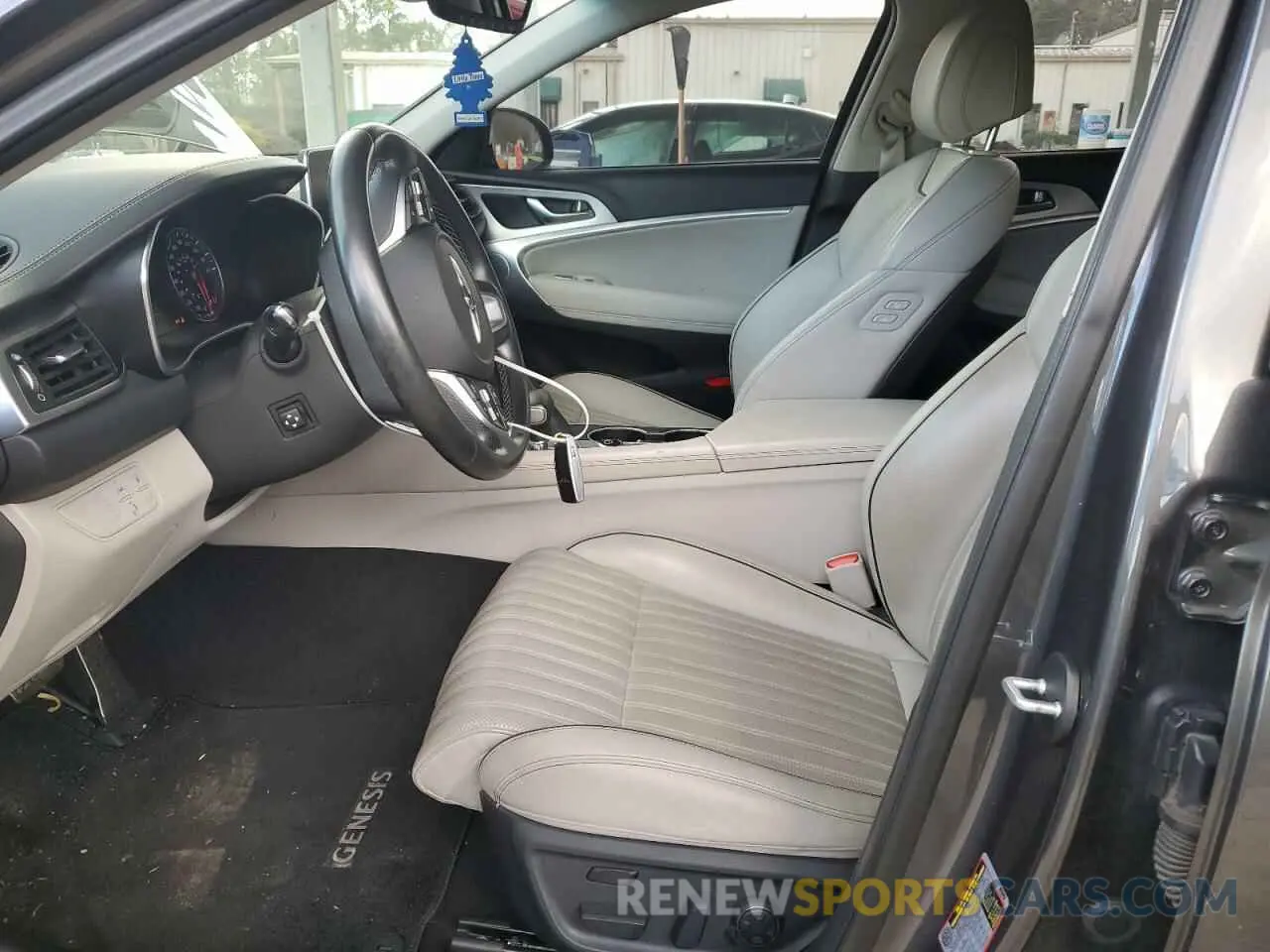 7 Фотография поврежденного автомобиля KMTG74LE6KU024096 GENESIS G70 2019