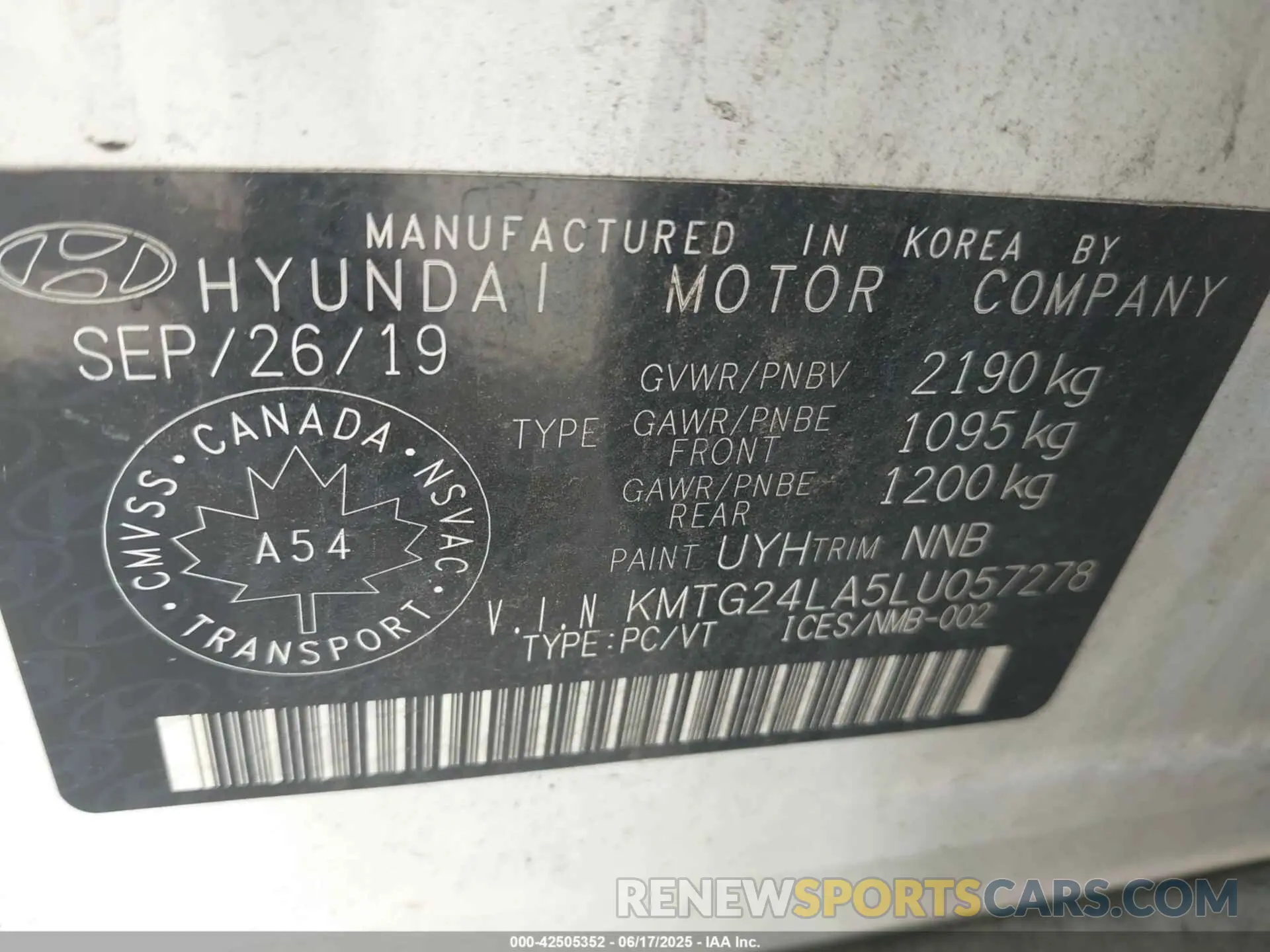 9 Photograph of a damaged car KMTG24LA5LU057278 GENESIS G70 2020