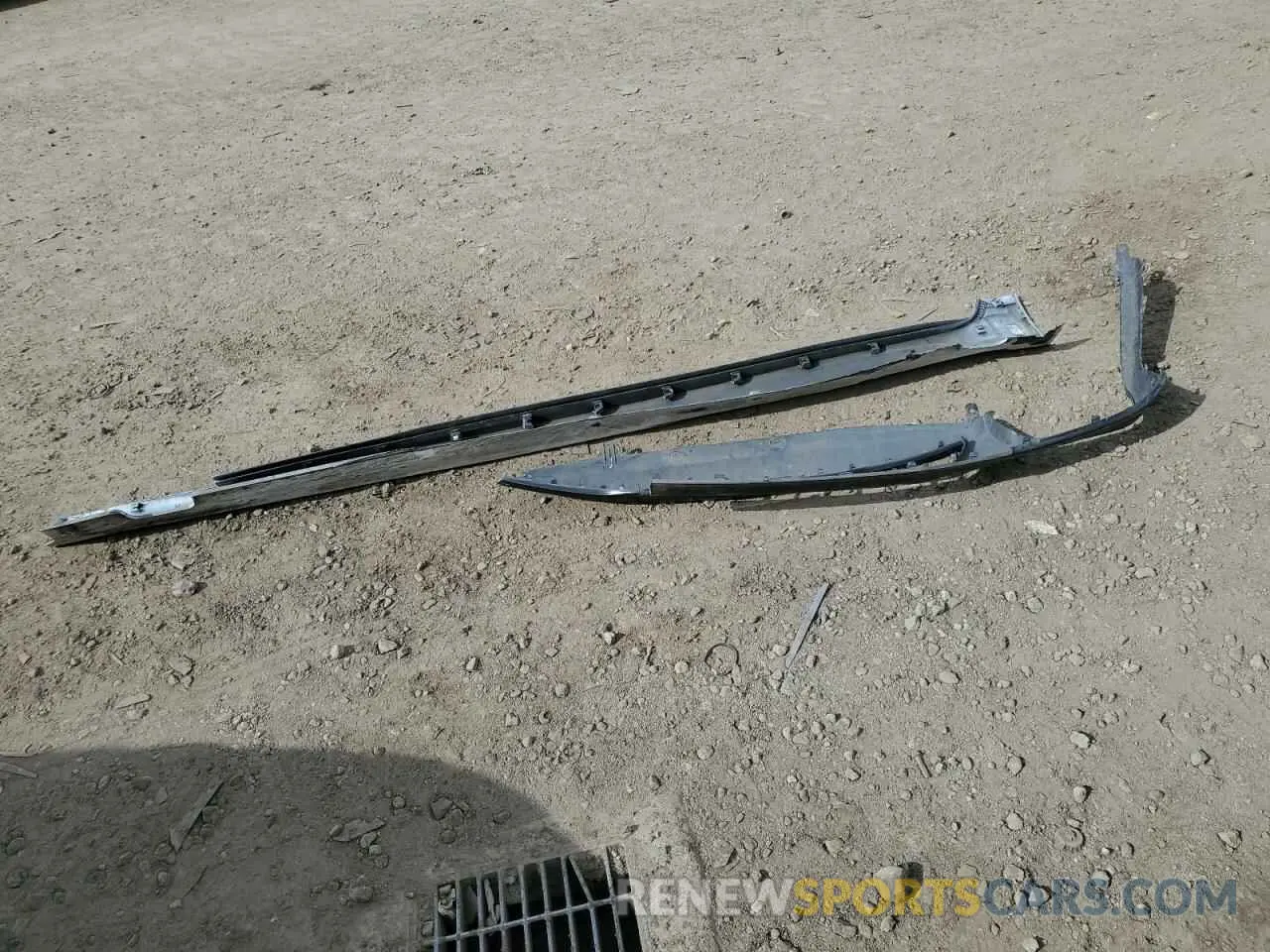 12 Photograph of a damaged car KMTG34LA3LU055977 GENESIS G70 2020