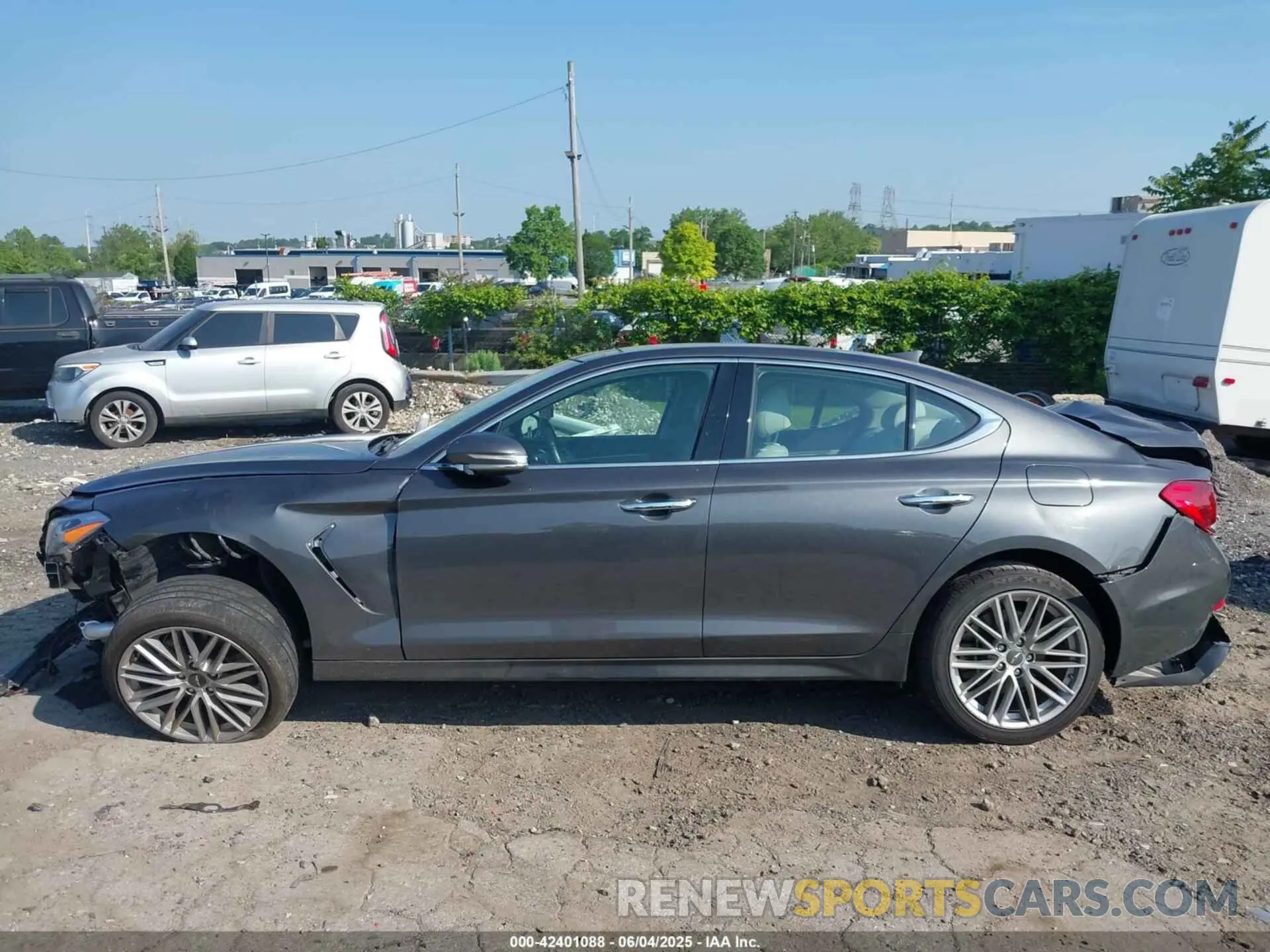 13 Photograph of a damaged car KMTG34LAXLU055376 GENESIS G70 2020