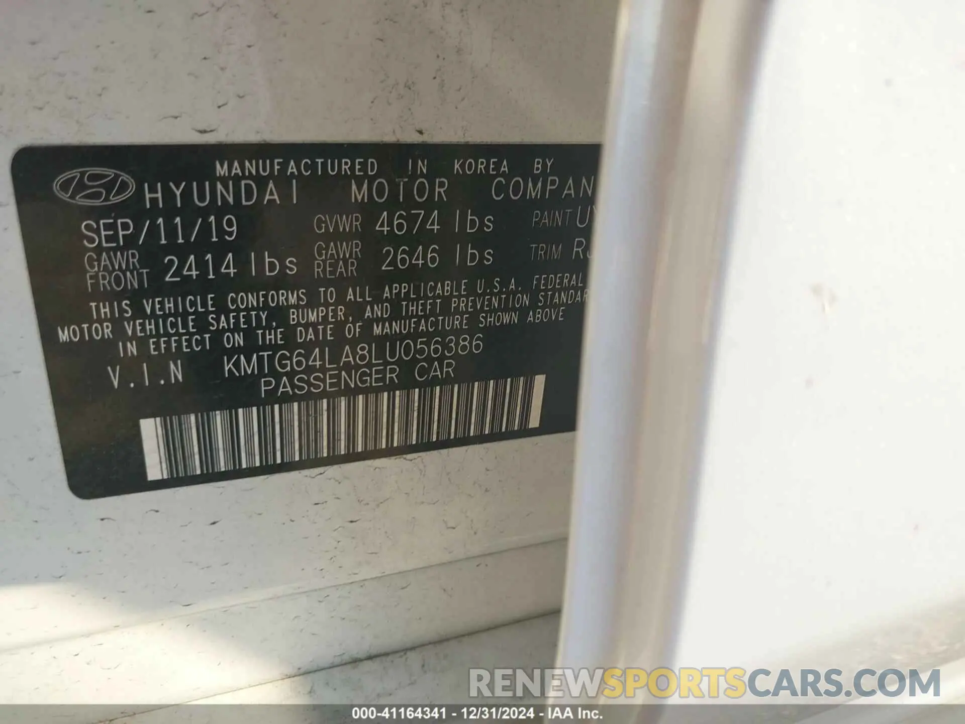 9 Photograph of a damaged car KMTG64LA8LU056386 GENESIS G70 2020