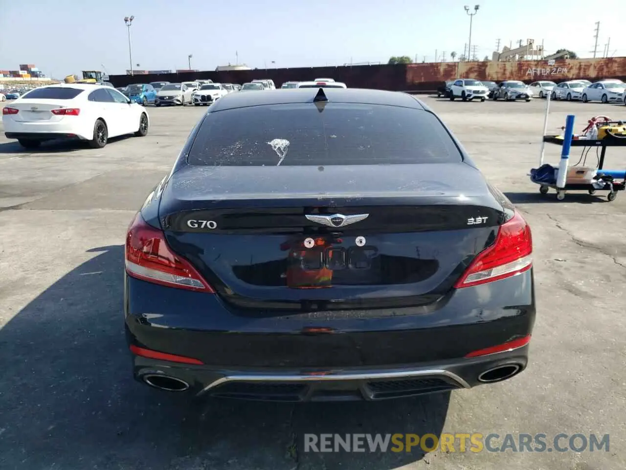 6 Photograph of a damaged car KMTG74LE6LU063692 GENESIS G70 2020