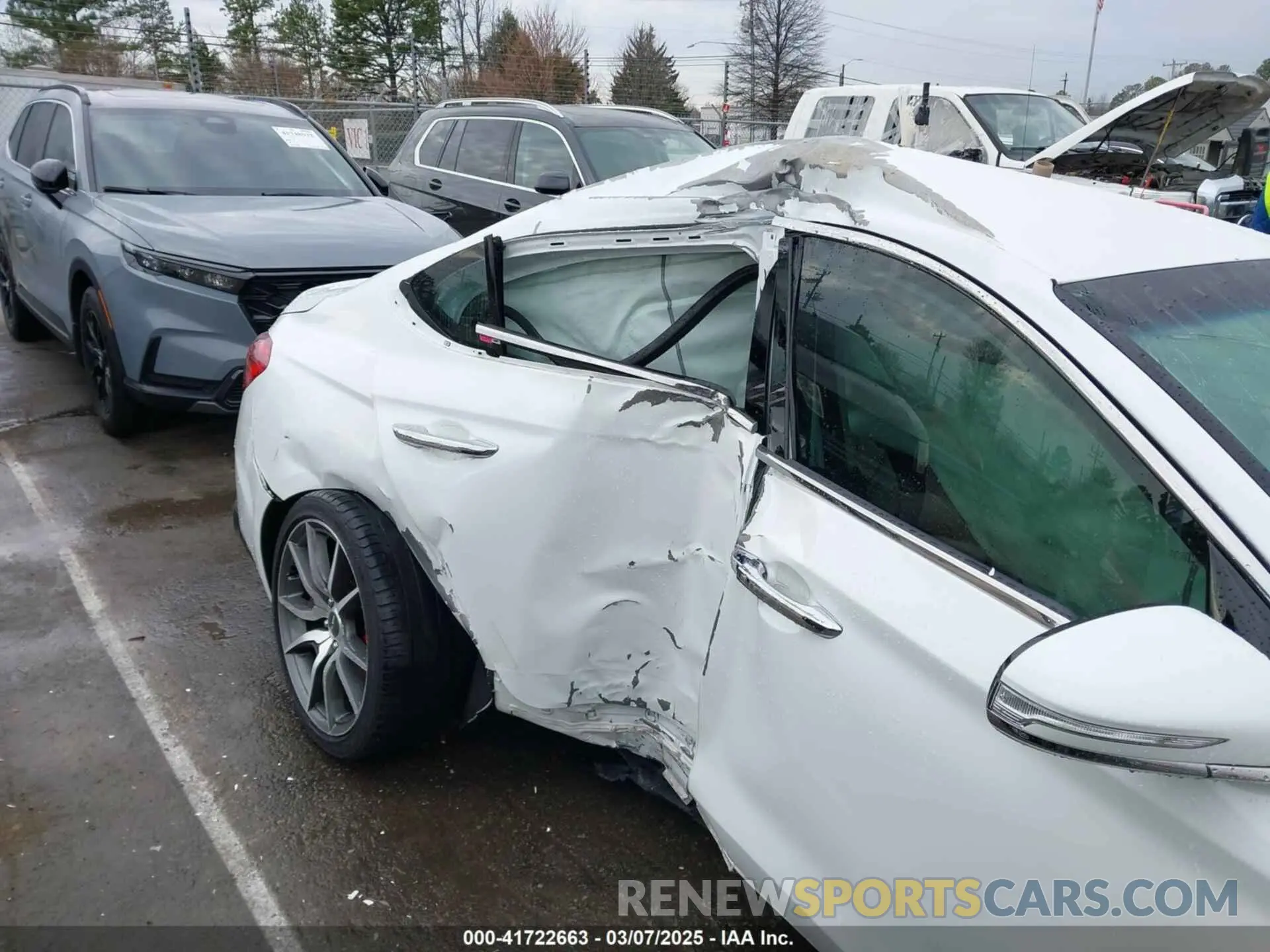6 Фотография поврежденного автомобиля KMTG24LA0MU067346 GENESIS G70 2021