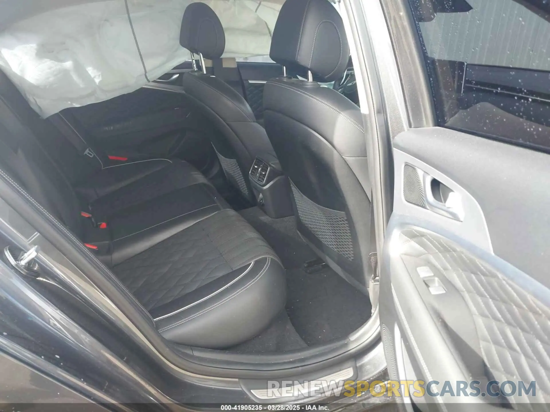 8 Photograph of a damaged car KMTG44LA9MU067016 GENESIS G70 2021