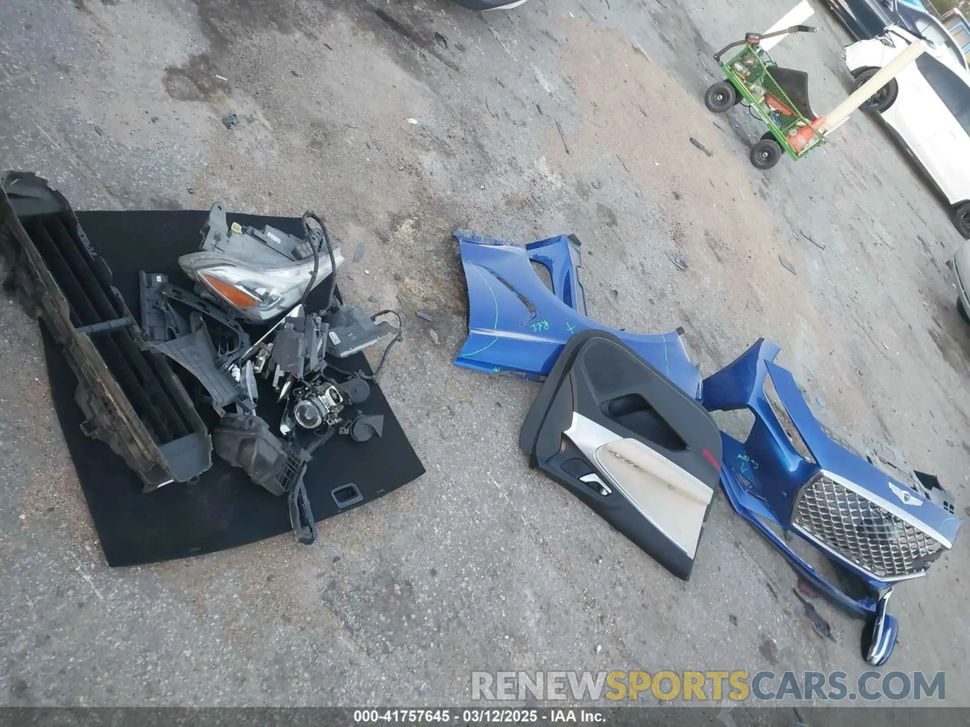 12 Photograph of a damaged car KMTG64LA9MU067141 GENESIS G70 2021